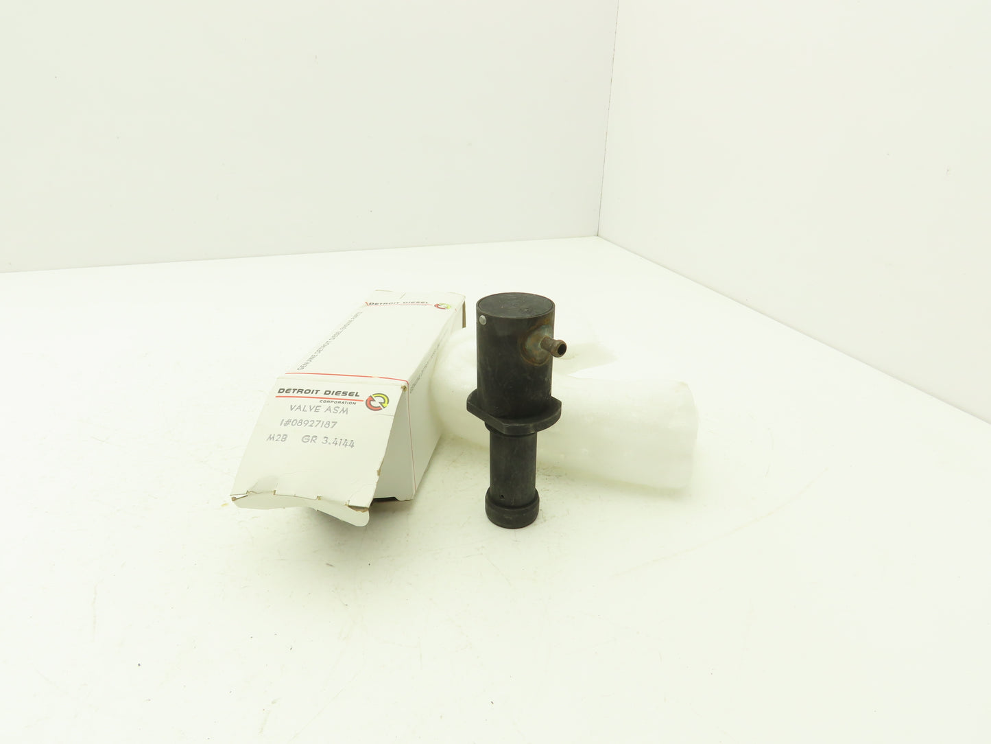 Detroit Diesel 08927187 Valve Assembly