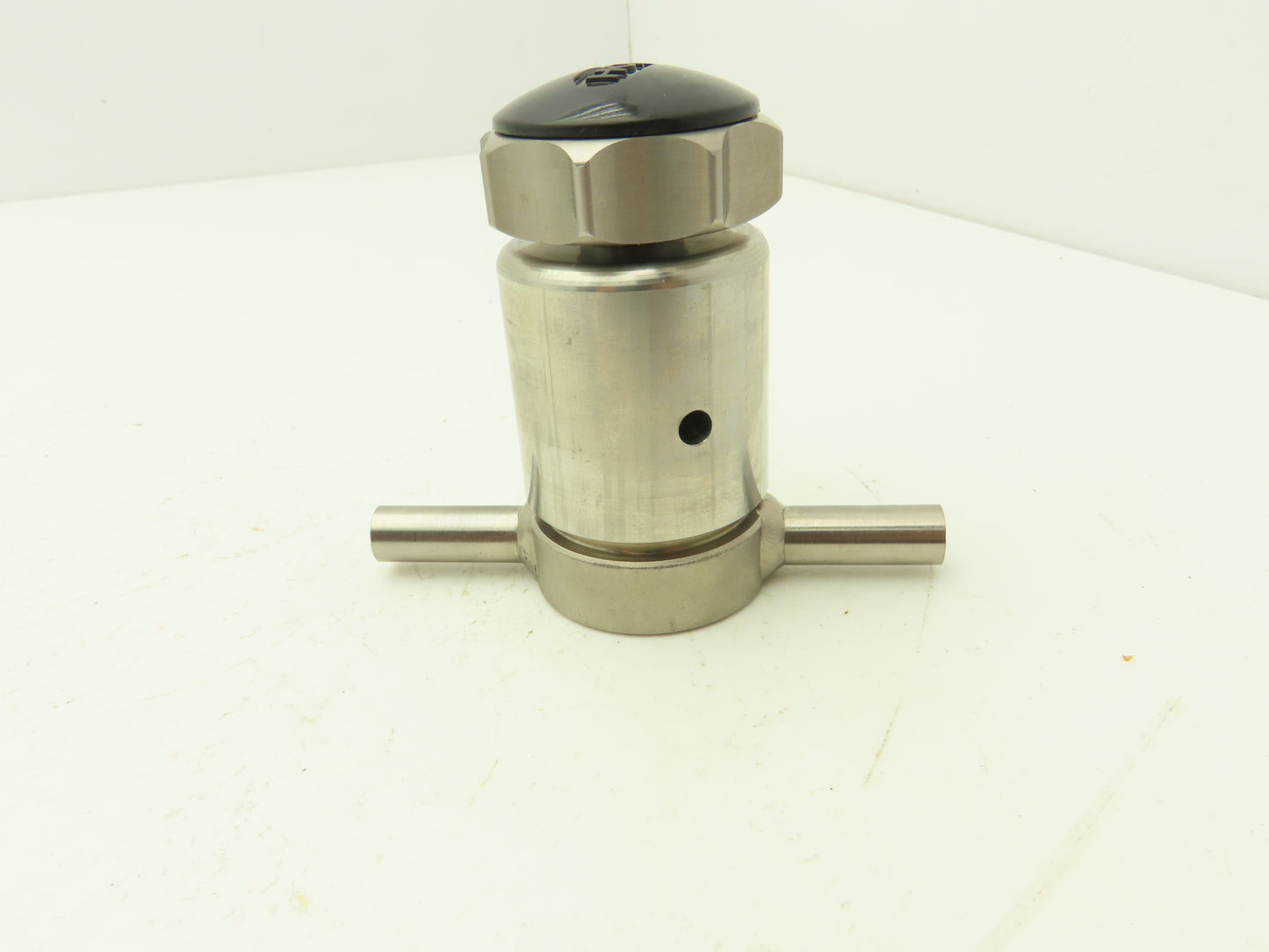 Hoke Valves 4618N4MHPS-135 Stainless 2-Way Diaphragm Valve 300psi