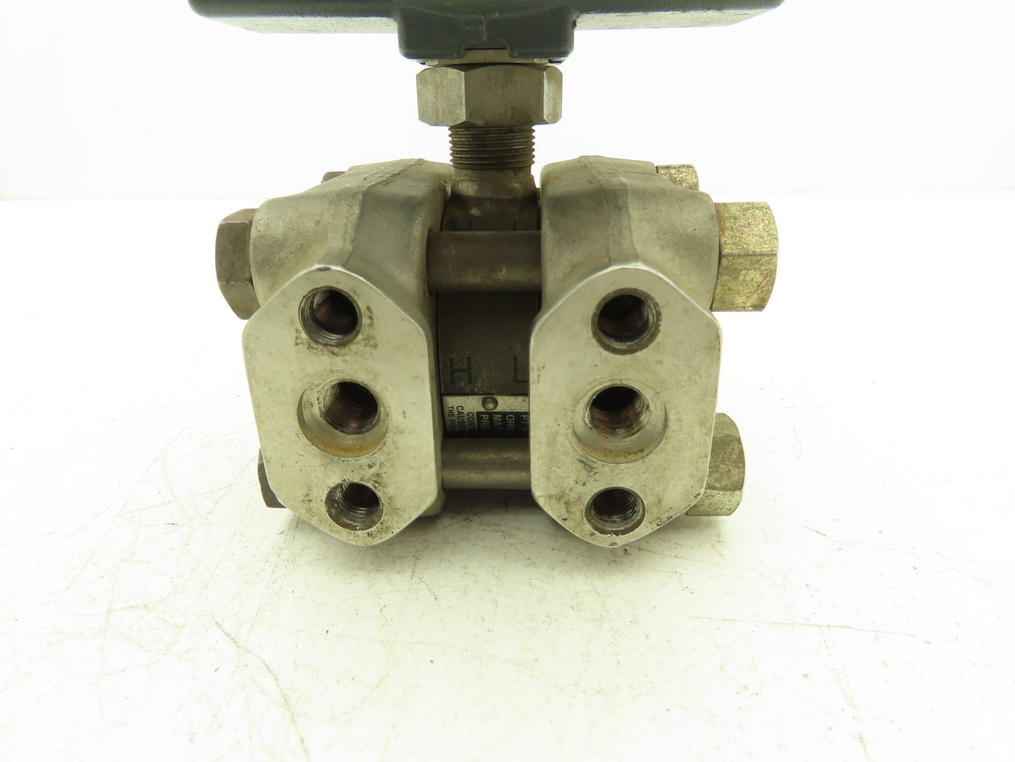 Foxboro 823DP-I3S1NL0-Y Pressure Transmitter 0-22.8"H2O 3000psi 12.5-65VDC