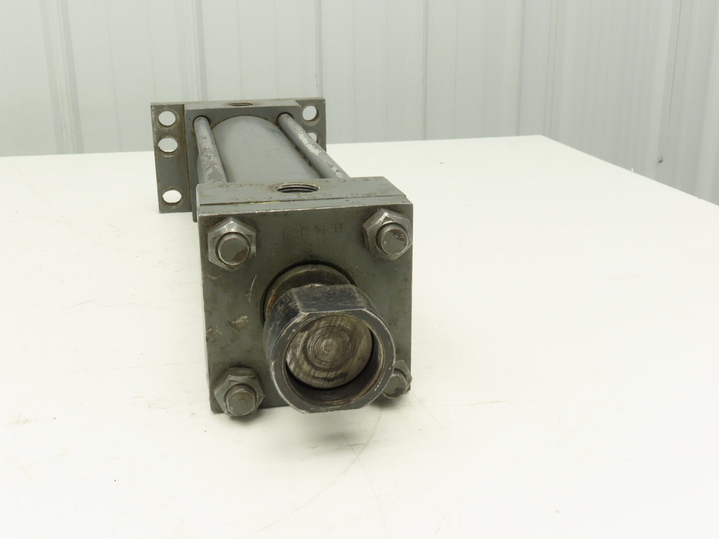 Parker J2HS19 Hydraulic Cylinder 3.25" Bore 12" Stroke Flange Mount 3000psi