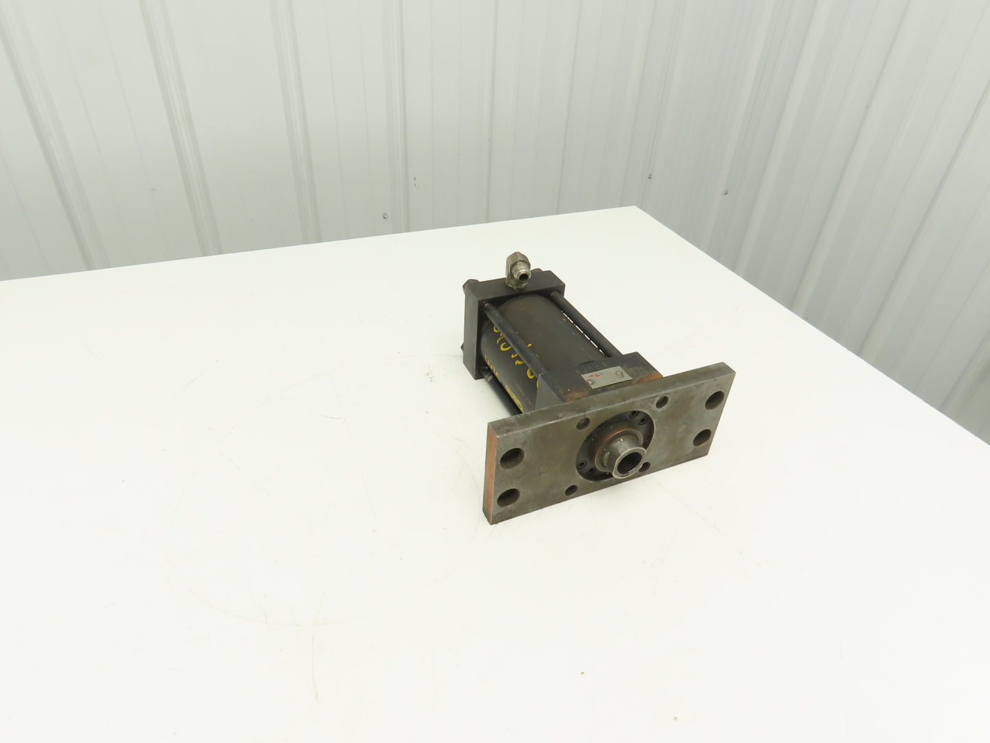 Hydro-Line N2M 4X4.5 Hydraulic Cylinder 4" Bore 4.5" Stroke Flange Mount
