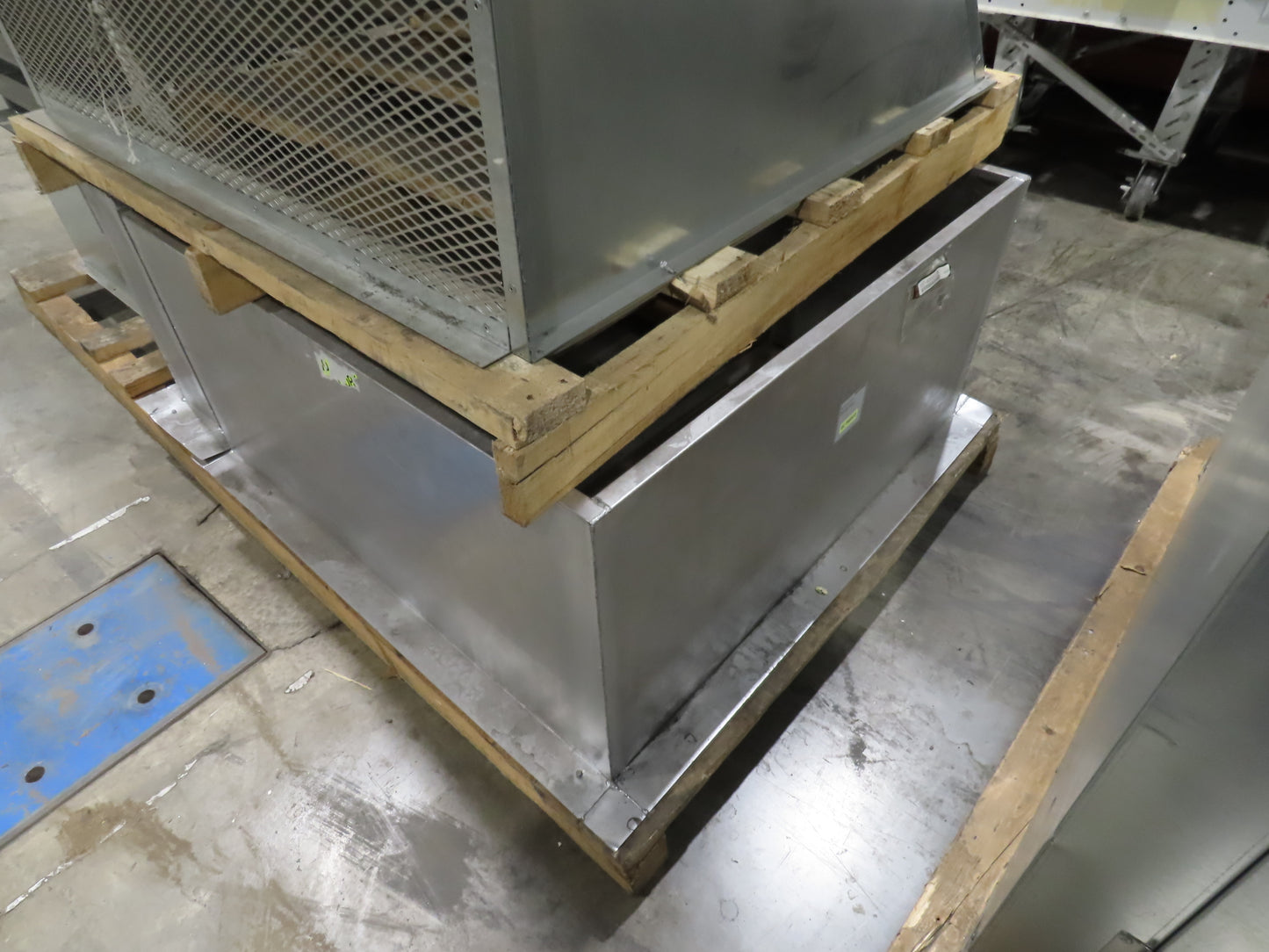 Captive Aire Make Up Heater Unit 1100000 BTUH 10000CFM 7.5Hp 460V Nat / LP