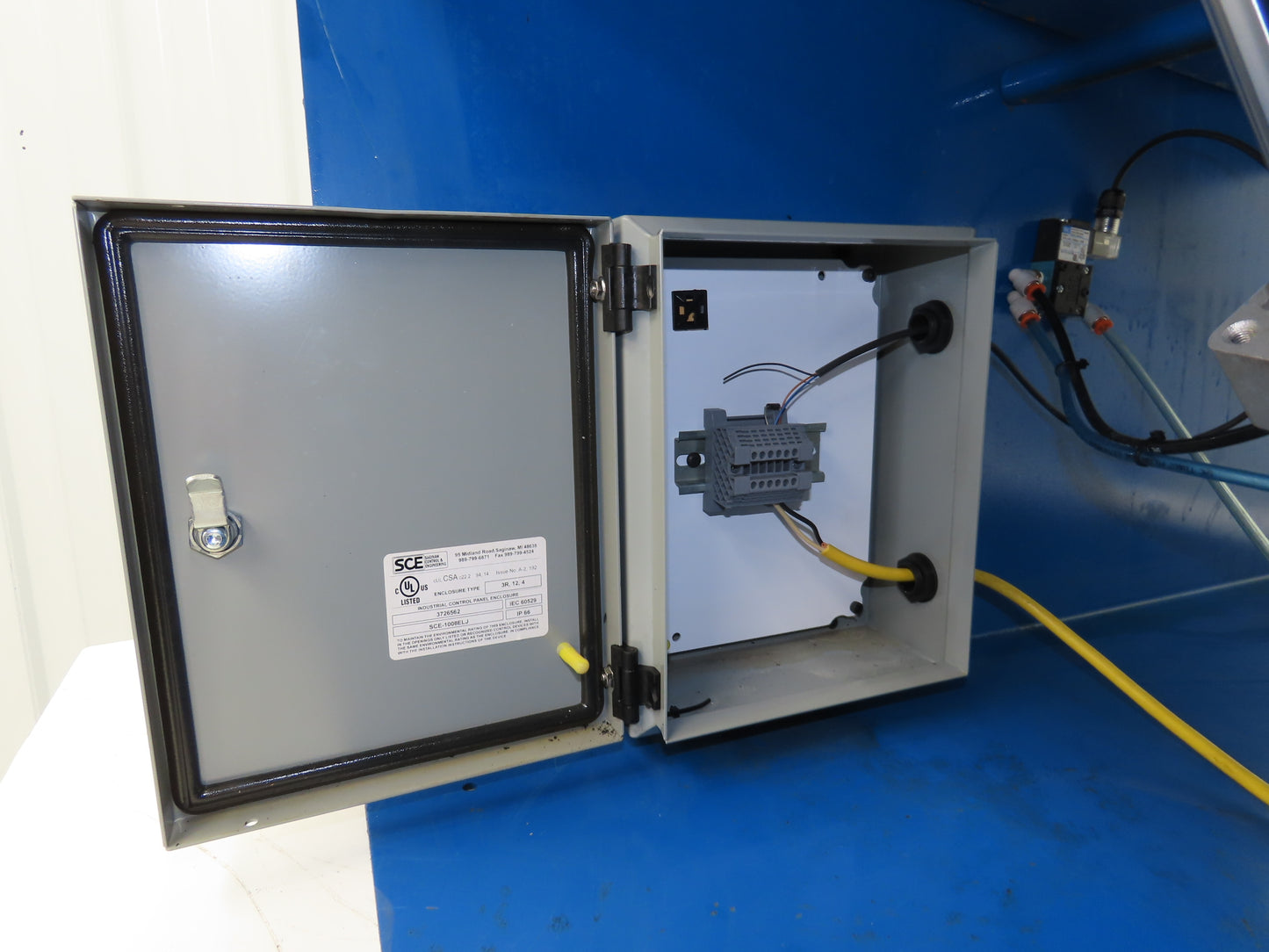 Sorter Conveyor Tilt Chute Tray Tipper Feeder 24VDC Pneumatic Cylinder Control