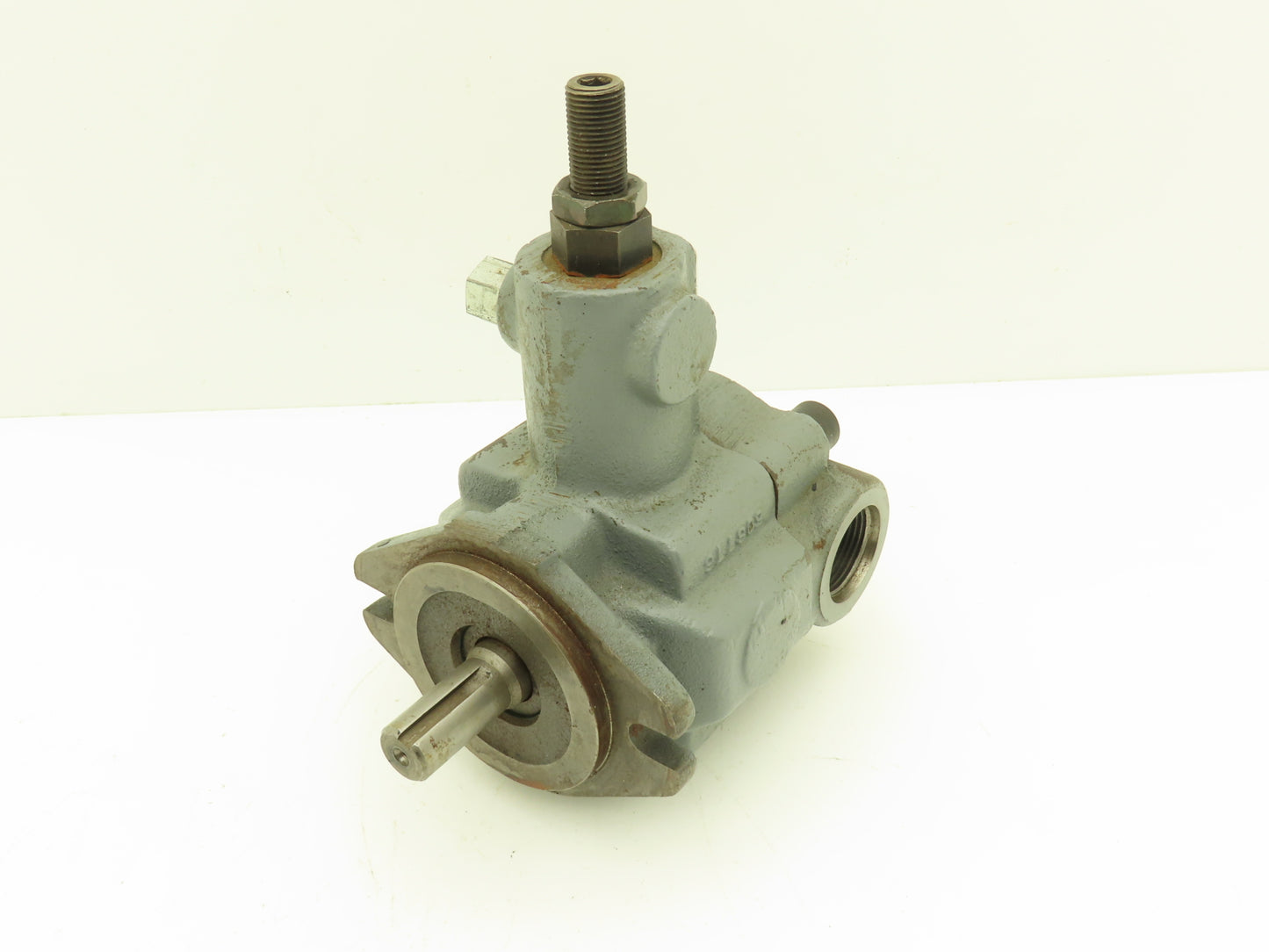 Continental PVR6-6B06-RF-0-1-H Hydraulic Variable Vane Pump 6gpm 600psi 1800rpm