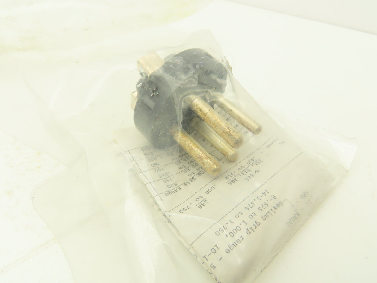 Pyle National PXD-73042-GPR
KPD-83036 4 Wire Plug Assembly 460VAC 3 Pole 20A