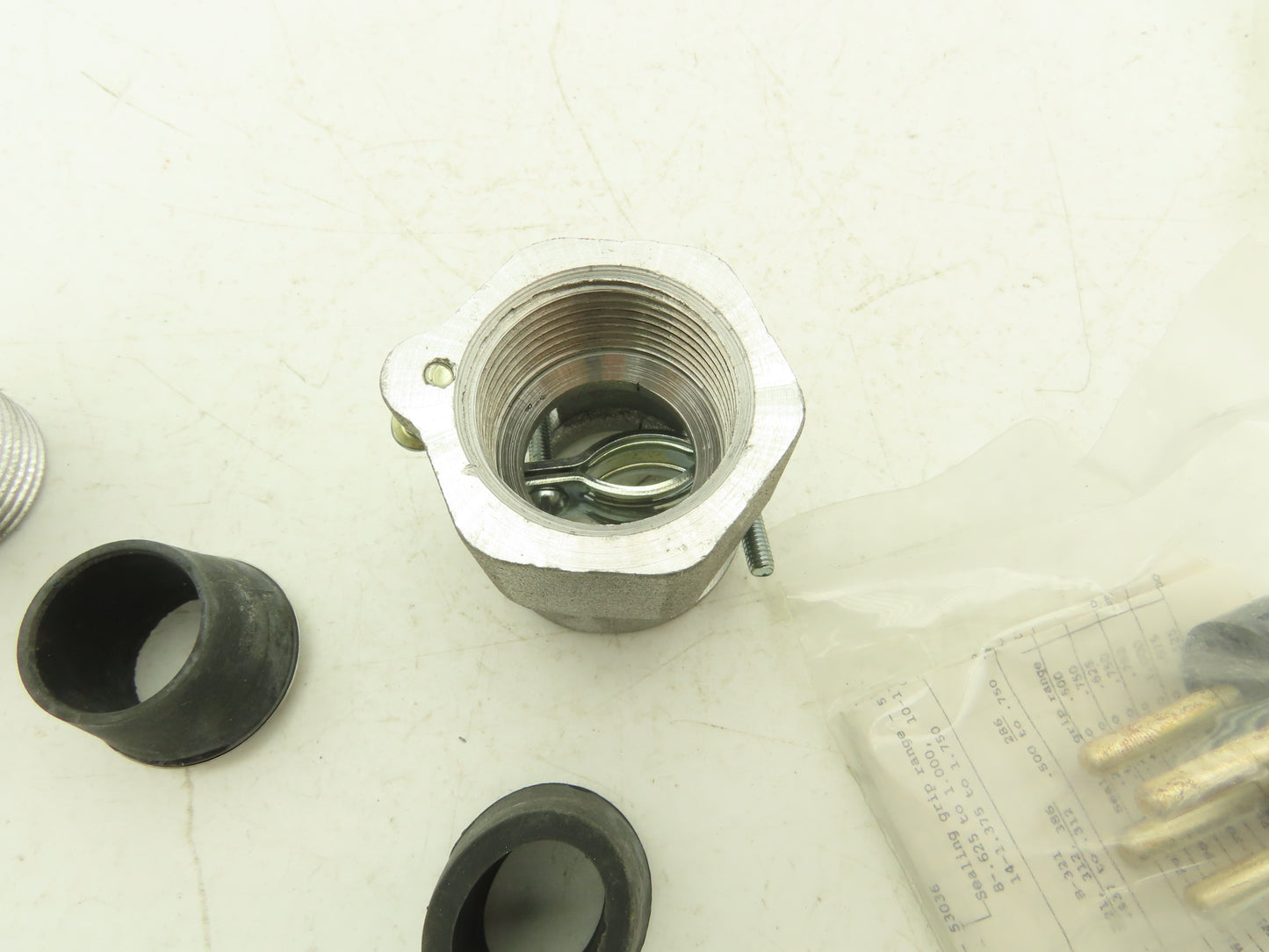 Pyle National PXD-73042-GPR
KPD-83036 4 Wire Plug Assembly 460VAC 3 Pole 20A