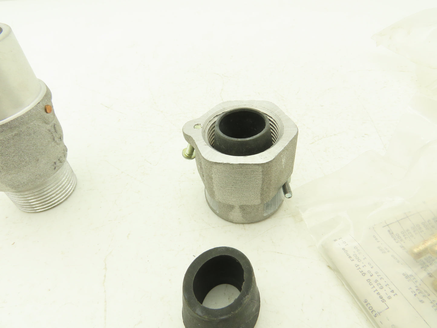 Pyle National PXD-73042-GPR
KPD-83036 4 Wire Plug Assembly 460VAC 3 Pole 20A