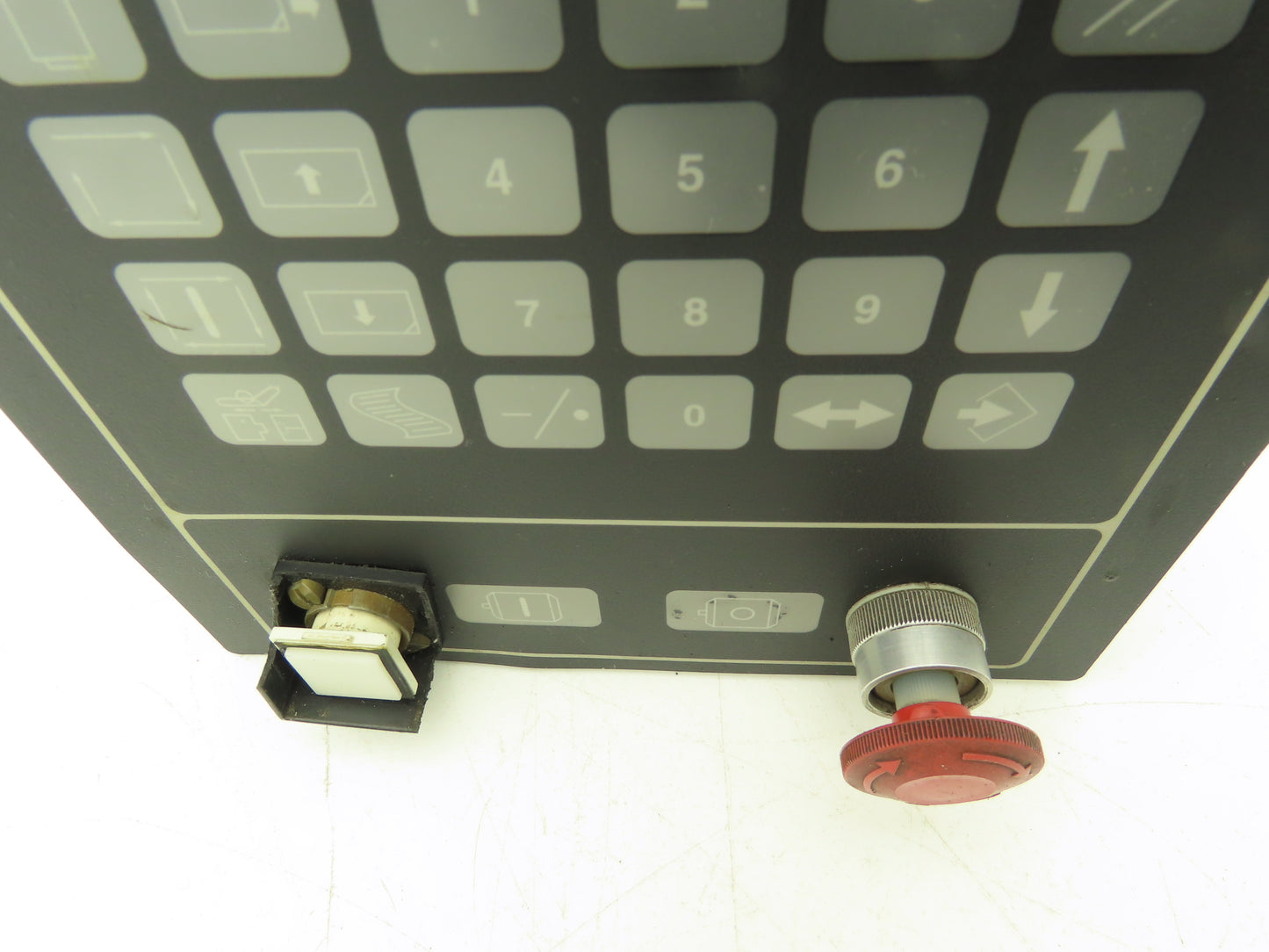 Cincinnati Milacron 3-424-2065A Camac VST Controller Control Panel Rev D