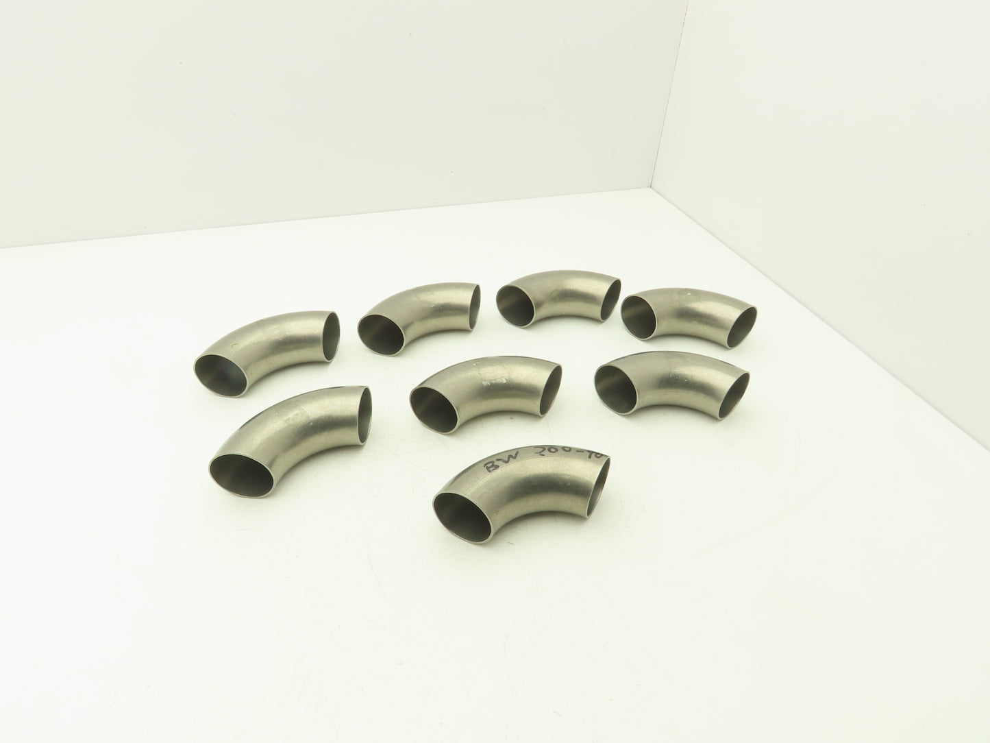 BW-200-90 2" OD Butt Weld Vacuum 90° Elbow SS Tumble Finish A = 3" Lot of 8