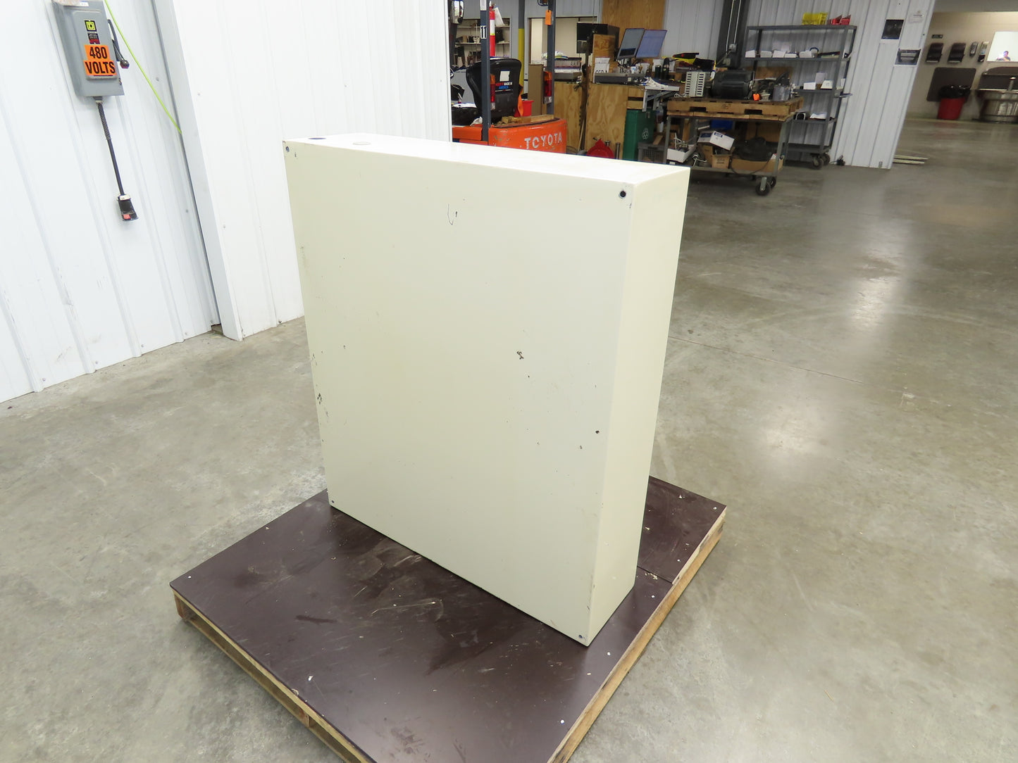 Hoffman Electrical Enclosure 42x36x10" Backplate Wall Mount 100A Disconnect