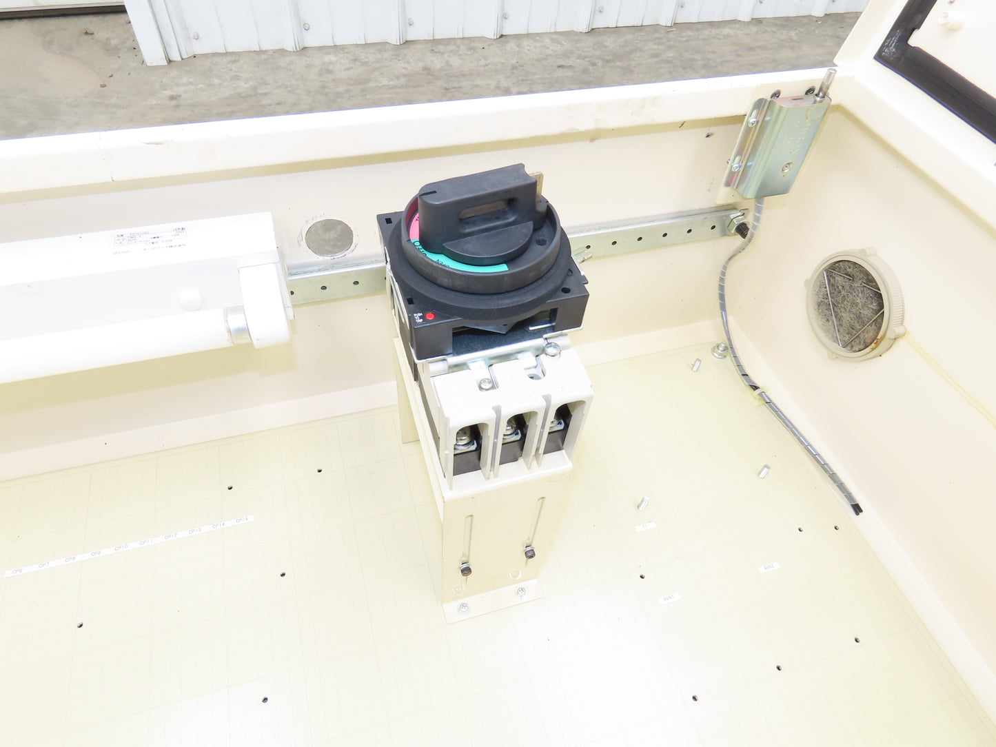 Electrical Enclosure 1000x1000x300mm Backplate 60 Amp Disconnect 40x40x12"