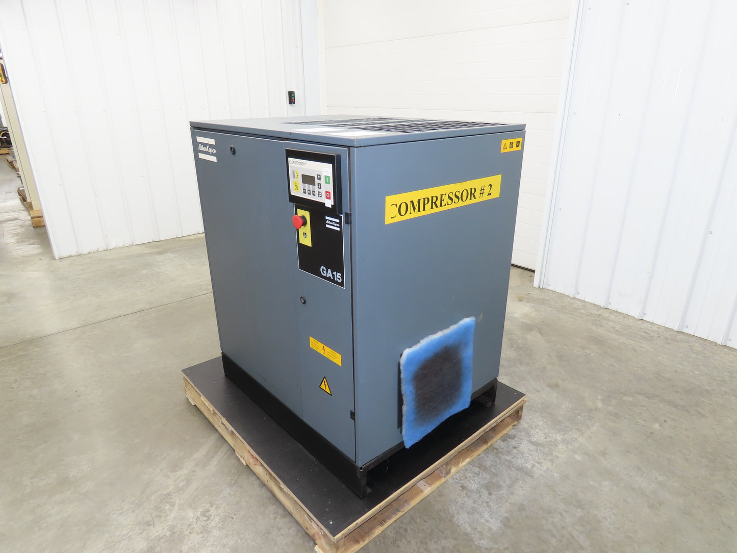 Atlas Copco ID60CSA Rotary Screw Air Compressor 20Hp 91.7 CFM 230v w/Air Dryer