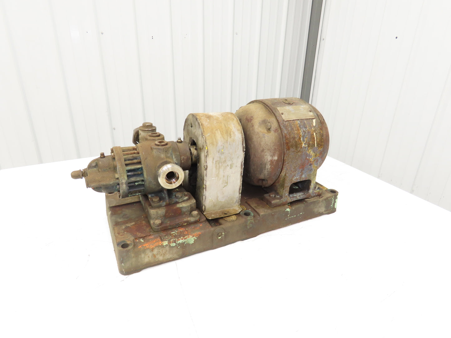 Roper 2F10 Hydraulic Gear Pump Unit 8gpm 300psi 5Hp 1150rpm 480/550V 3PH