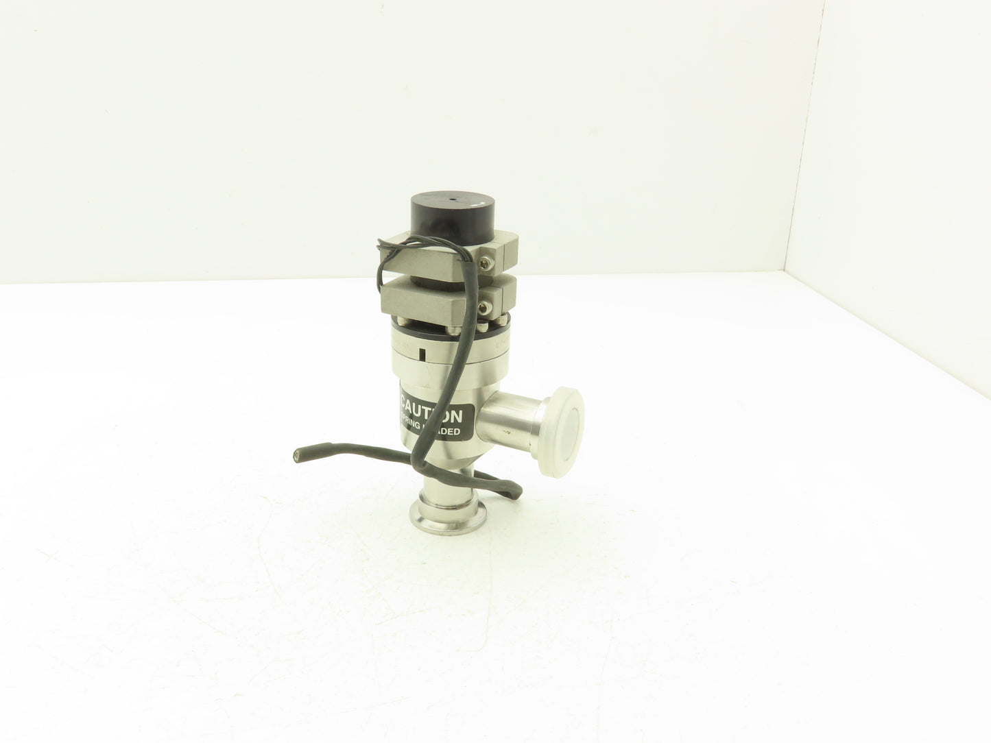 MDC KAV-100-P-02 Pneumatic Angle Solenoid Valve High Vacuum 1" Connection