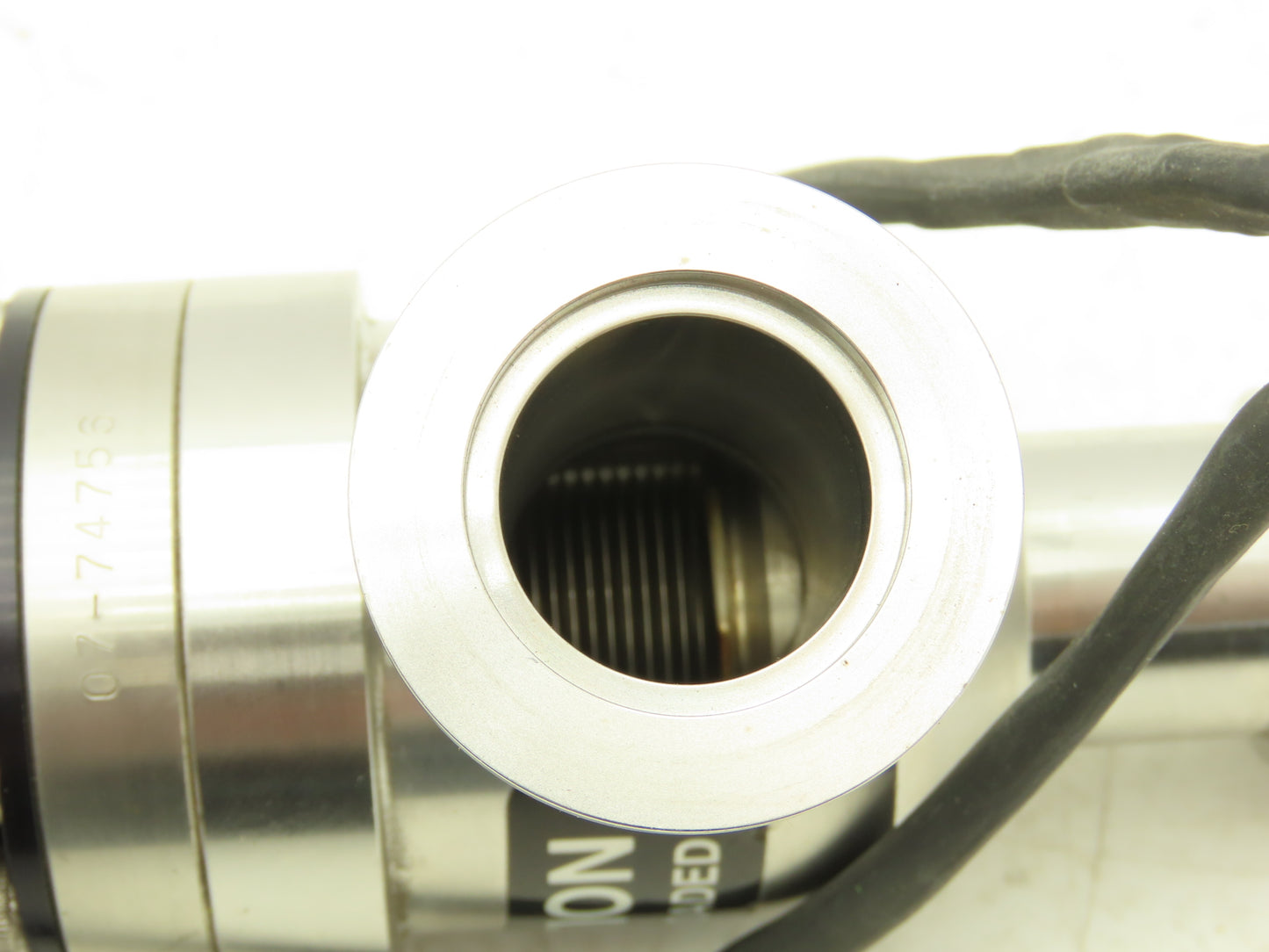 MDC KAV-100-P-02 Pneumatic Angle Solenoid Valve High Vacuum 1" Connection