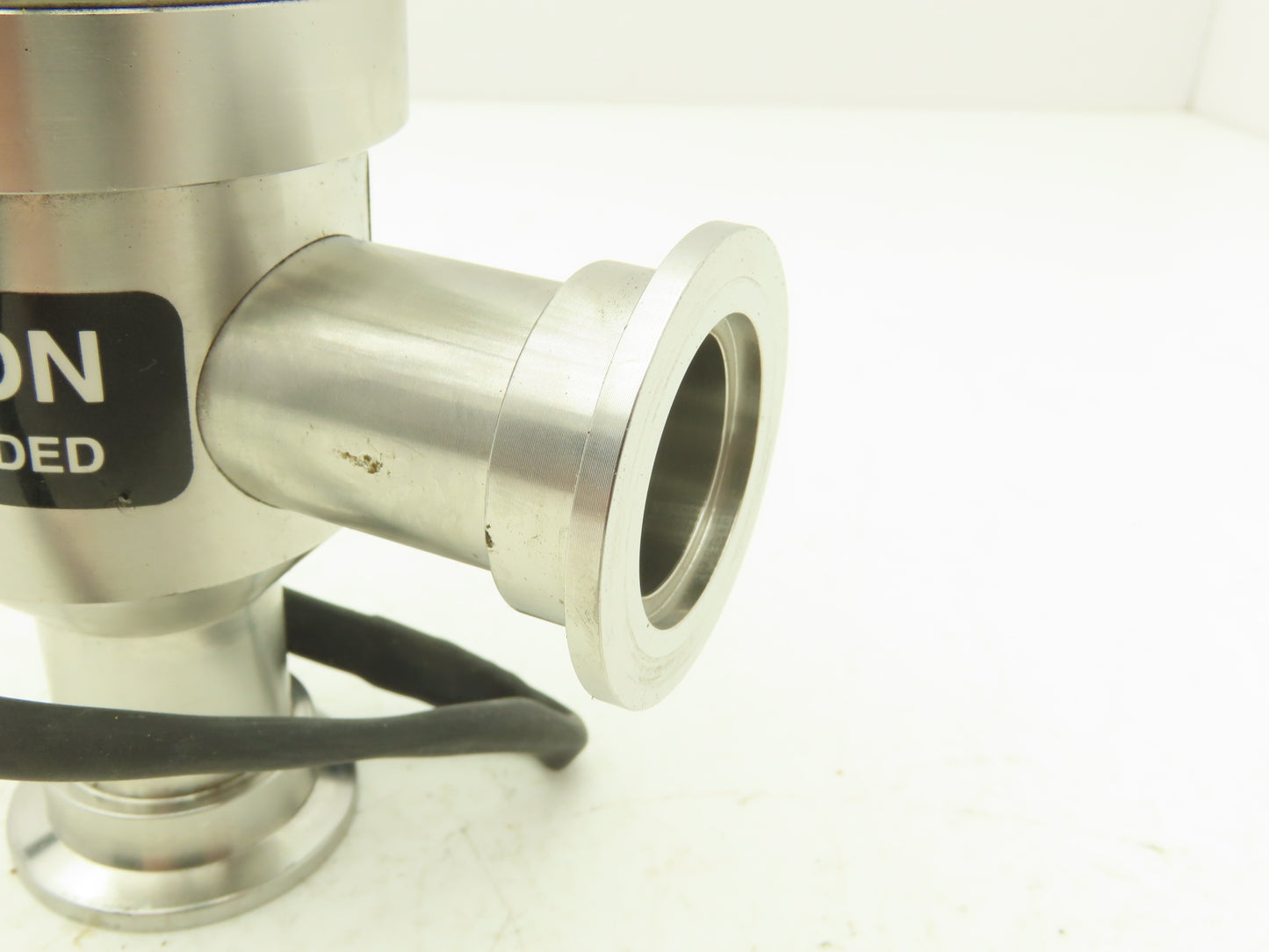 MDC KAV-100-P-02 Pneumatic Angle Solenoid Valve High Vacuum 1" Connection
