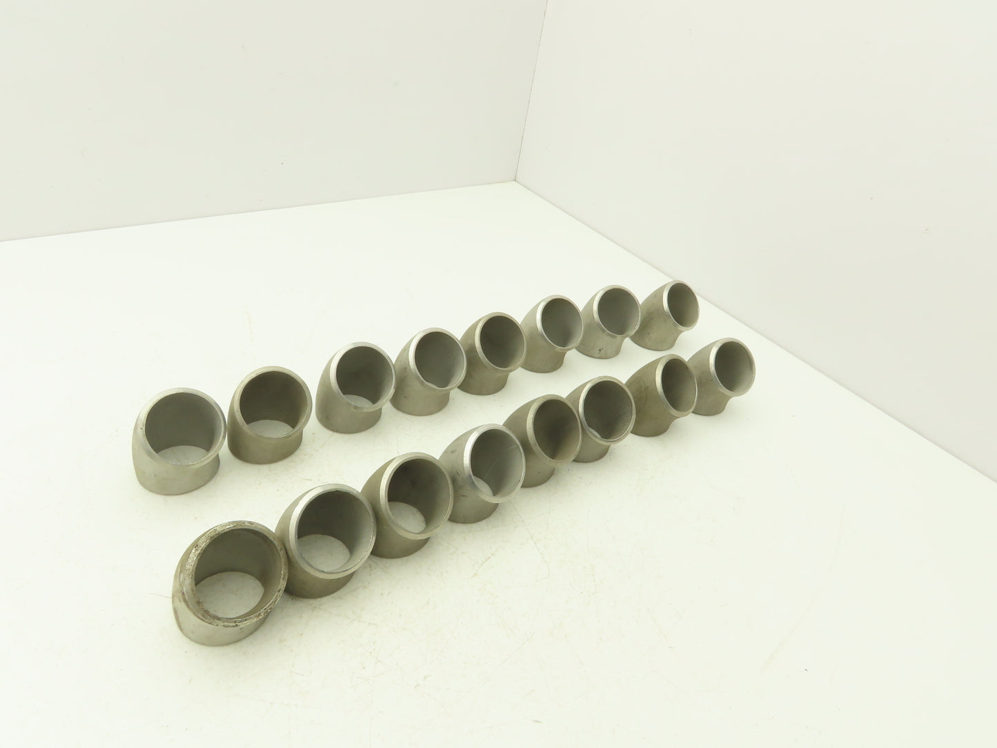 316L SCH 40S Stainless Steel 45° Elbow 1-1/2" Butt Weld Lot of 16