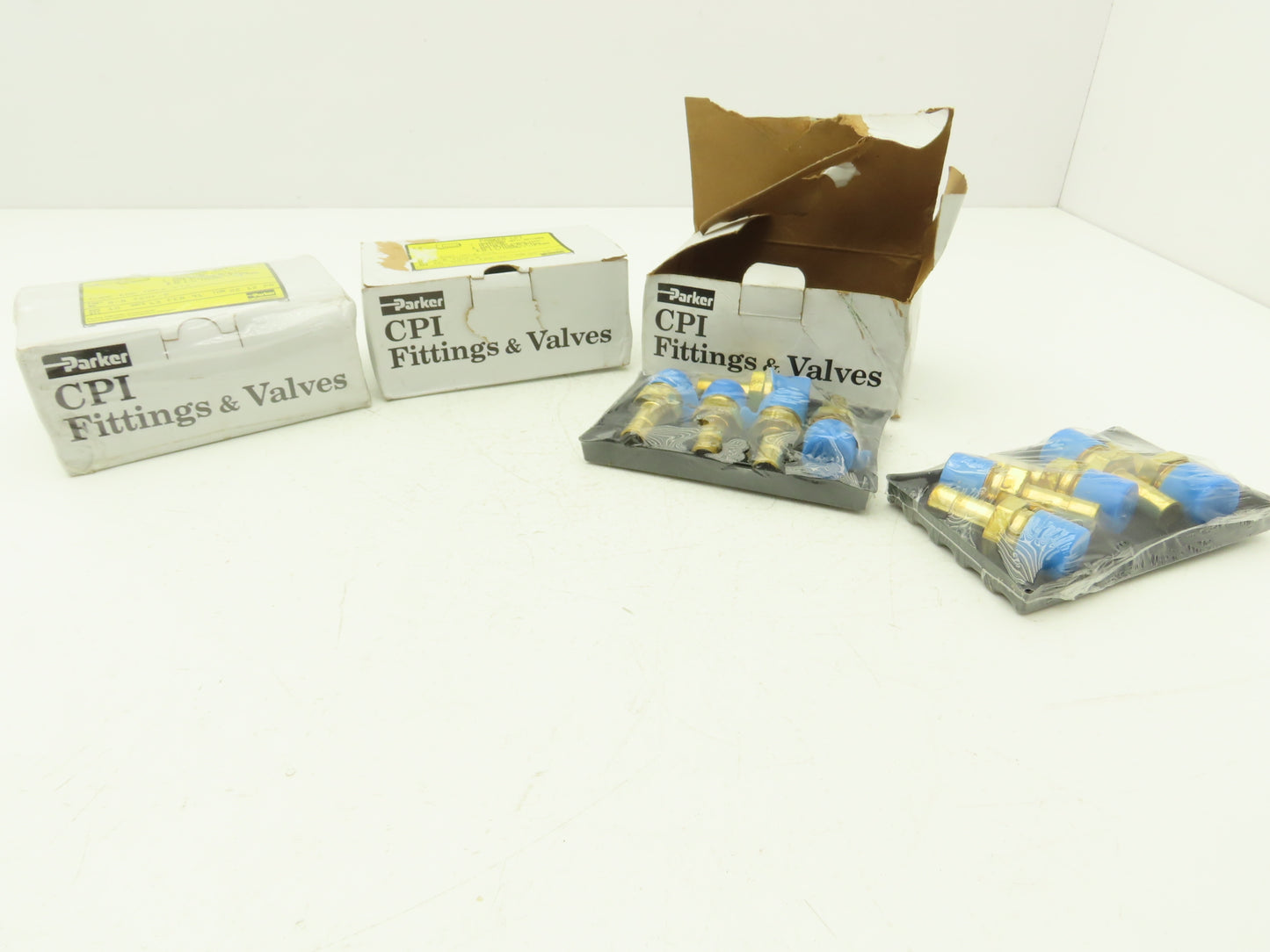 Parker 8-8T2HF-B CPI Tube End Male Adapter 1/2" Tube 1/2" NPT Male Lot of 30