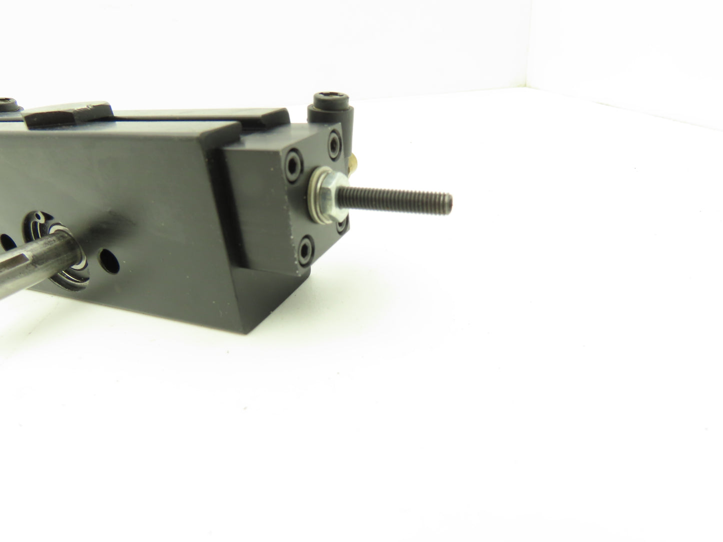 Parker XR077-090FT-RB23-A Pneumatic Rotary Actuator 3/8" Shaft 90Deg Rotation