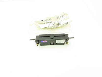 Parker XR077-090FT-RB23-A Pneumatic Rotary Actuator 3/8" Shaft 90Deg Rotation