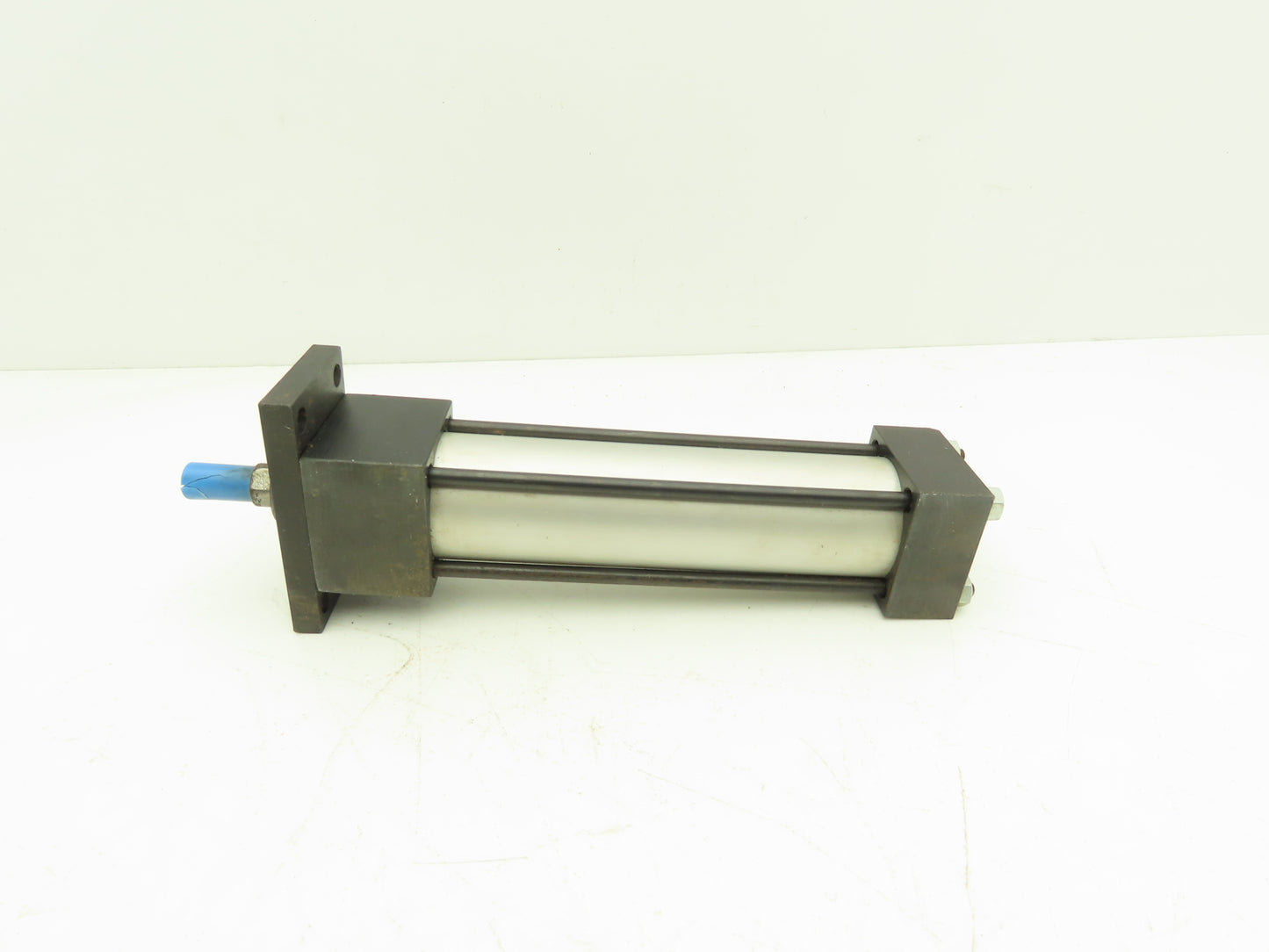 Norgren J0333A1 Pneumatic Air Cylinder 1.5" Bore 5" Stroke Double Acting