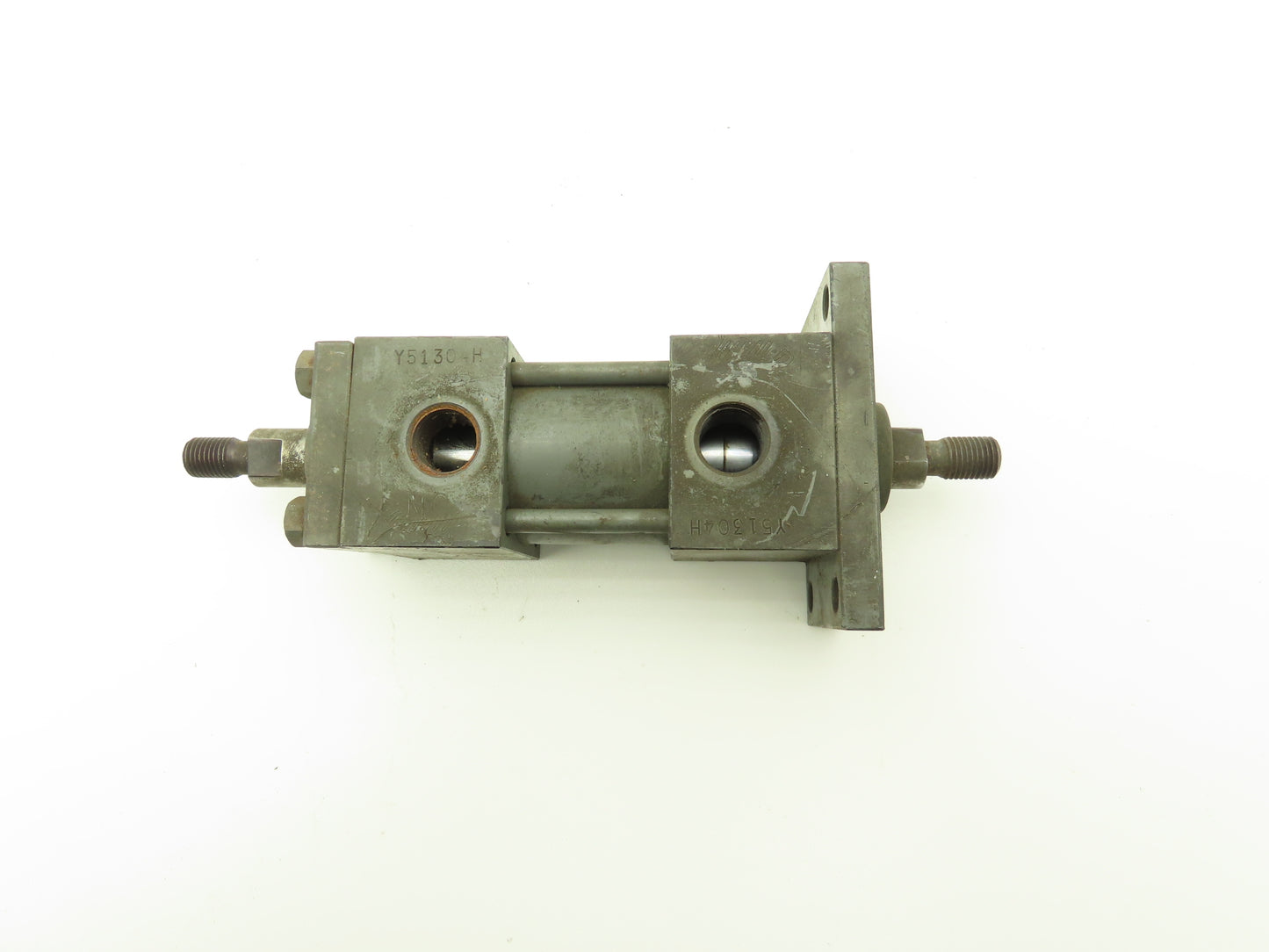 Miller DA61 Double Rod Pneumatic Air Cylinder 1.5" Bore 3/8" Stroke 250psi