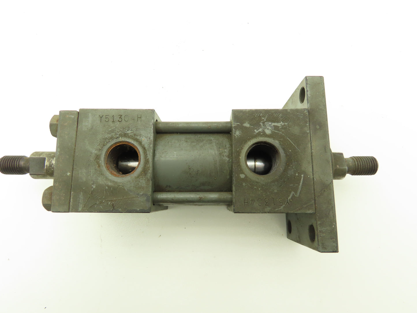 Miller DA61 Double Rod Pneumatic Air Cylinder 1.5" Bore 3/8" Stroke 250psi