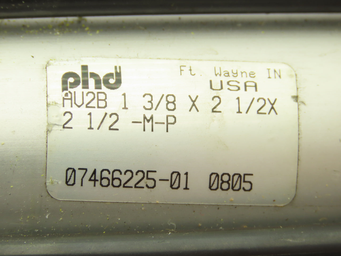 PHD AV2B 1-3/8 Pneumatic Air Cylinder 1-3/8" Bore 2-1/2" Stroke Double Rod