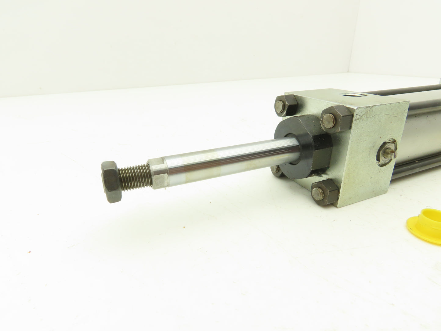 PHD AV2B 1-3/8 Pneumatic Air Cylinder 1-3/8" Bore 2-1/2" Stroke Double Rod