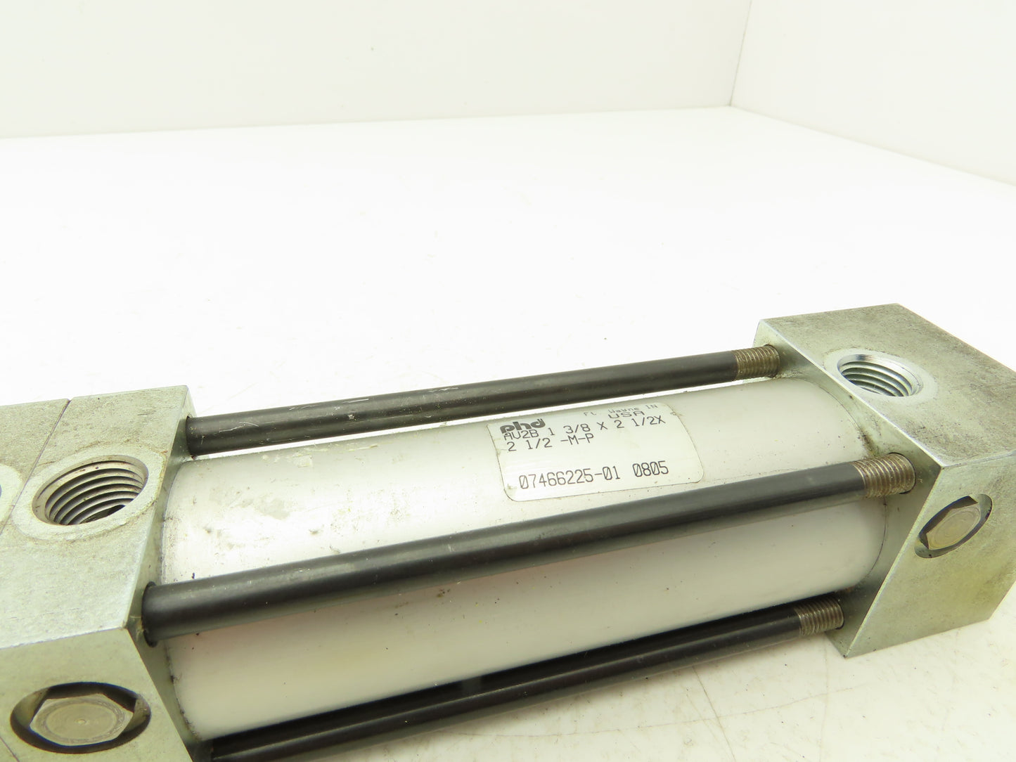 PHD AV2B 1-3/8 Pneumatic Air Cylinder 1-3/8" Bore 2-1/2" Stroke Double Rod