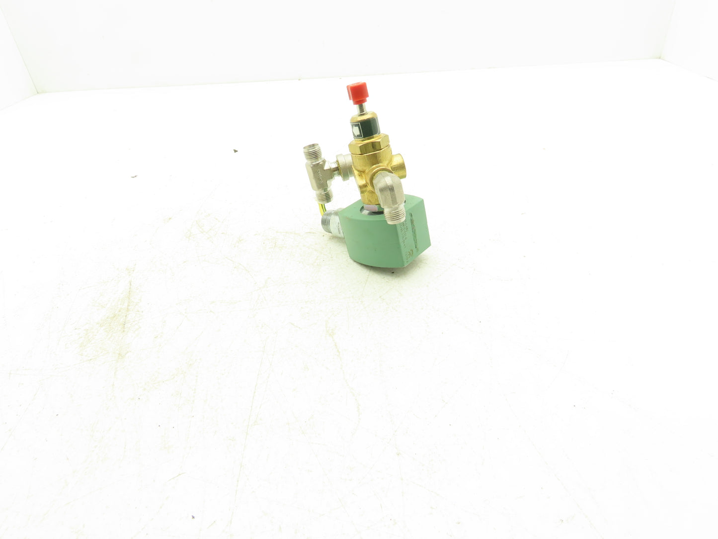 Asco HT8320G184MS RED-HAT II 3-Way Solenoid Valve 1/4" NPT 120V 150 PSI