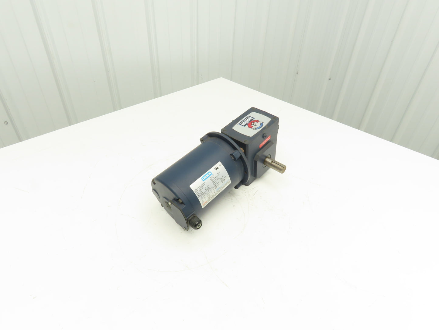 Leeson IronMan BMQ821-10-R-56 Gearmotor 10:1 Reducer .5Hp 172rpm 230/460V 56C RH