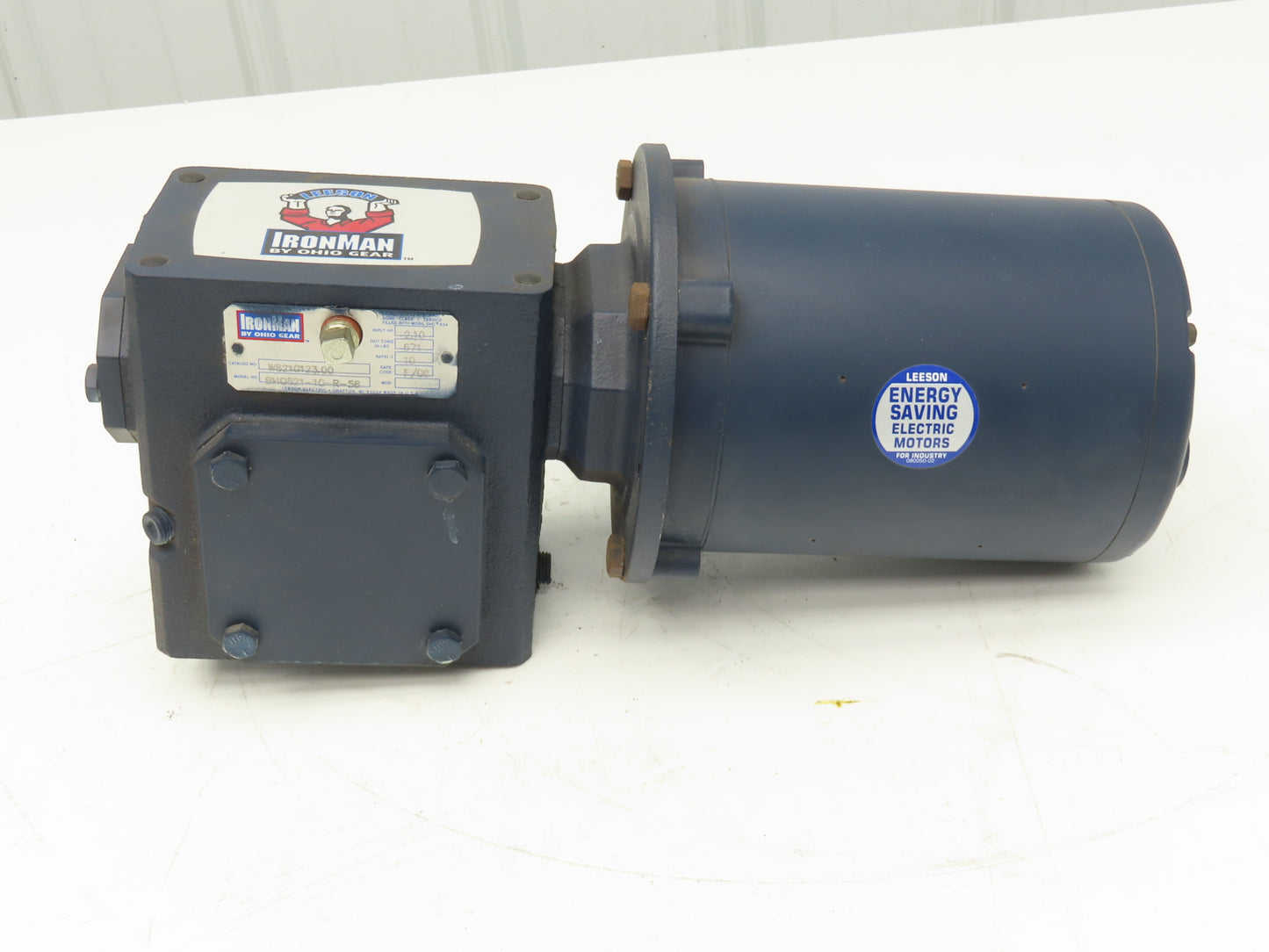 Leeson IronMan BMQ821-10-R-56 Gearmotor 10:1 Reducer .5Hp 172rpm 230/460V 56C RH