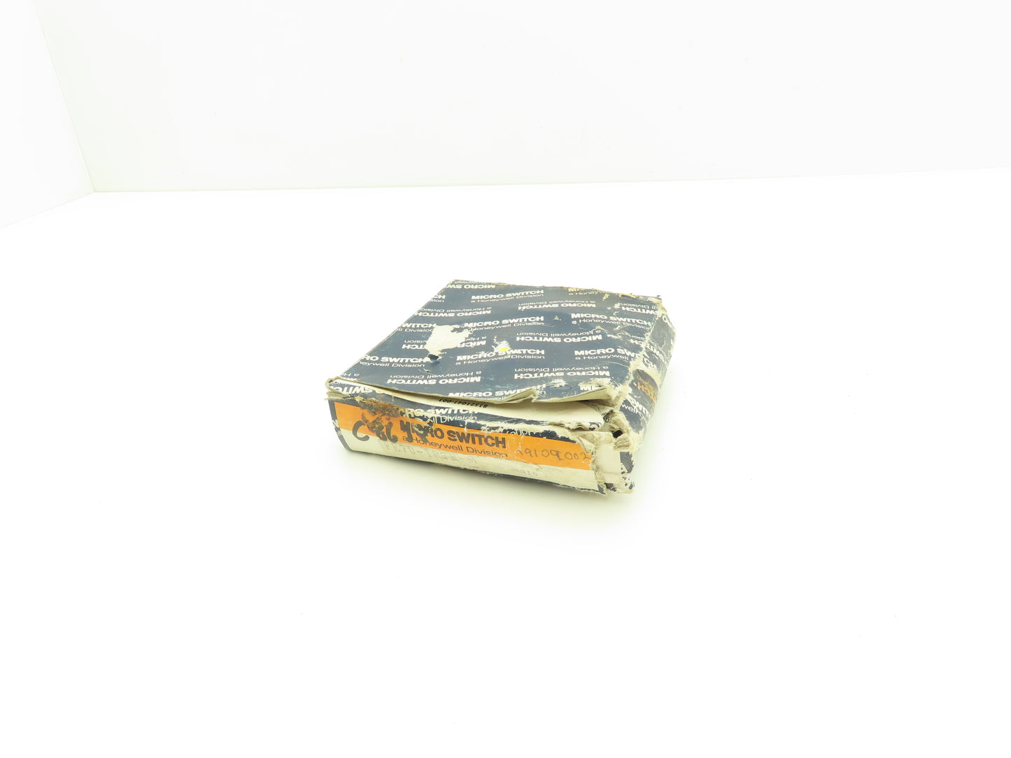 Honeywell FE7D-TX7E-M Micro Switch Phototransistor Sensor 24-240VAC/12-240VDC