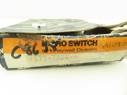 Honeywell FE7D-TX7E-M Micro Switch Phototransistor Sensor 24-240VAC/12-240VDC