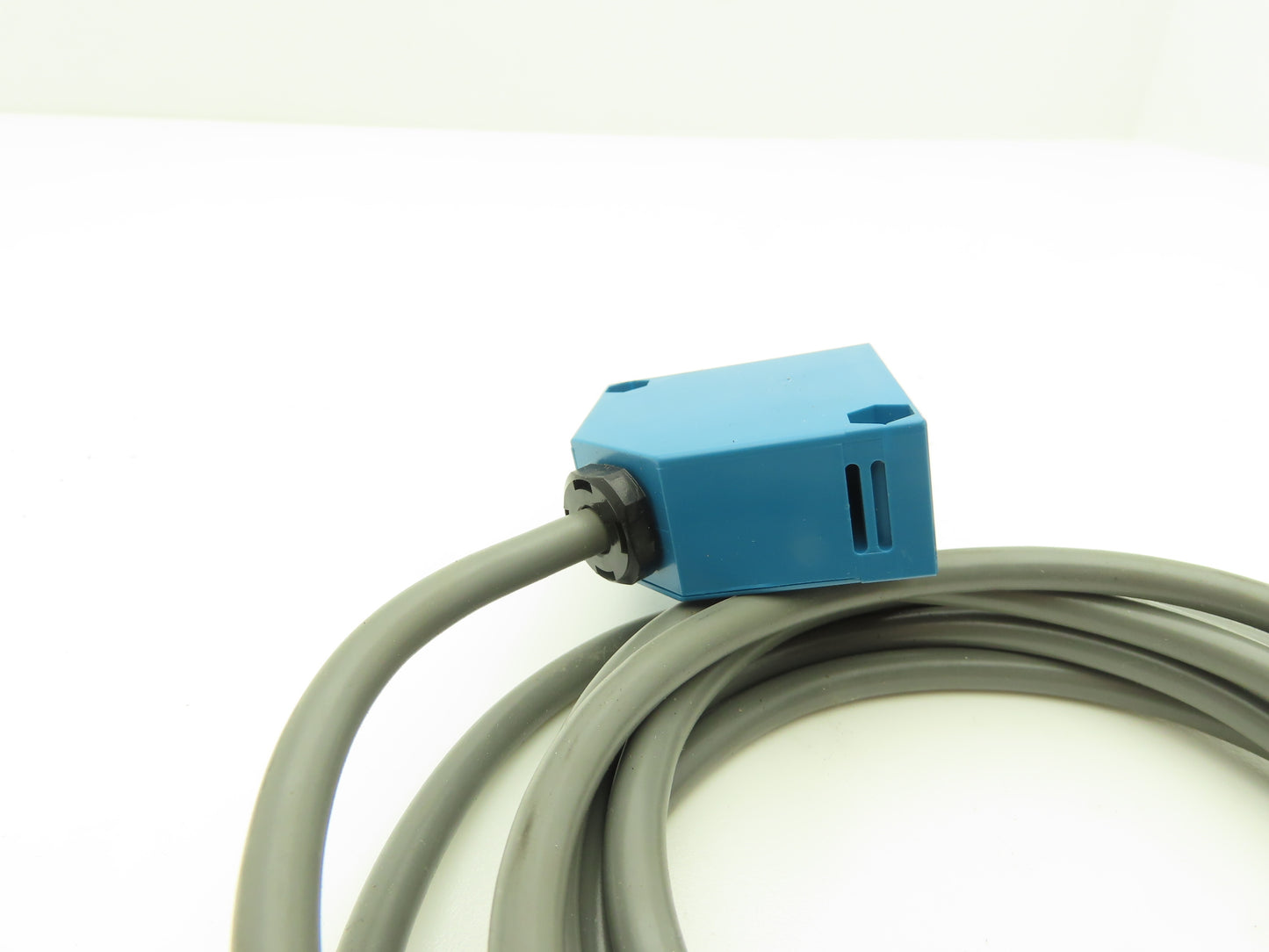 Honeywell FE7D-TX7E-M Micro Switch Phototransistor Sensor 24-240VAC/12-240VDC