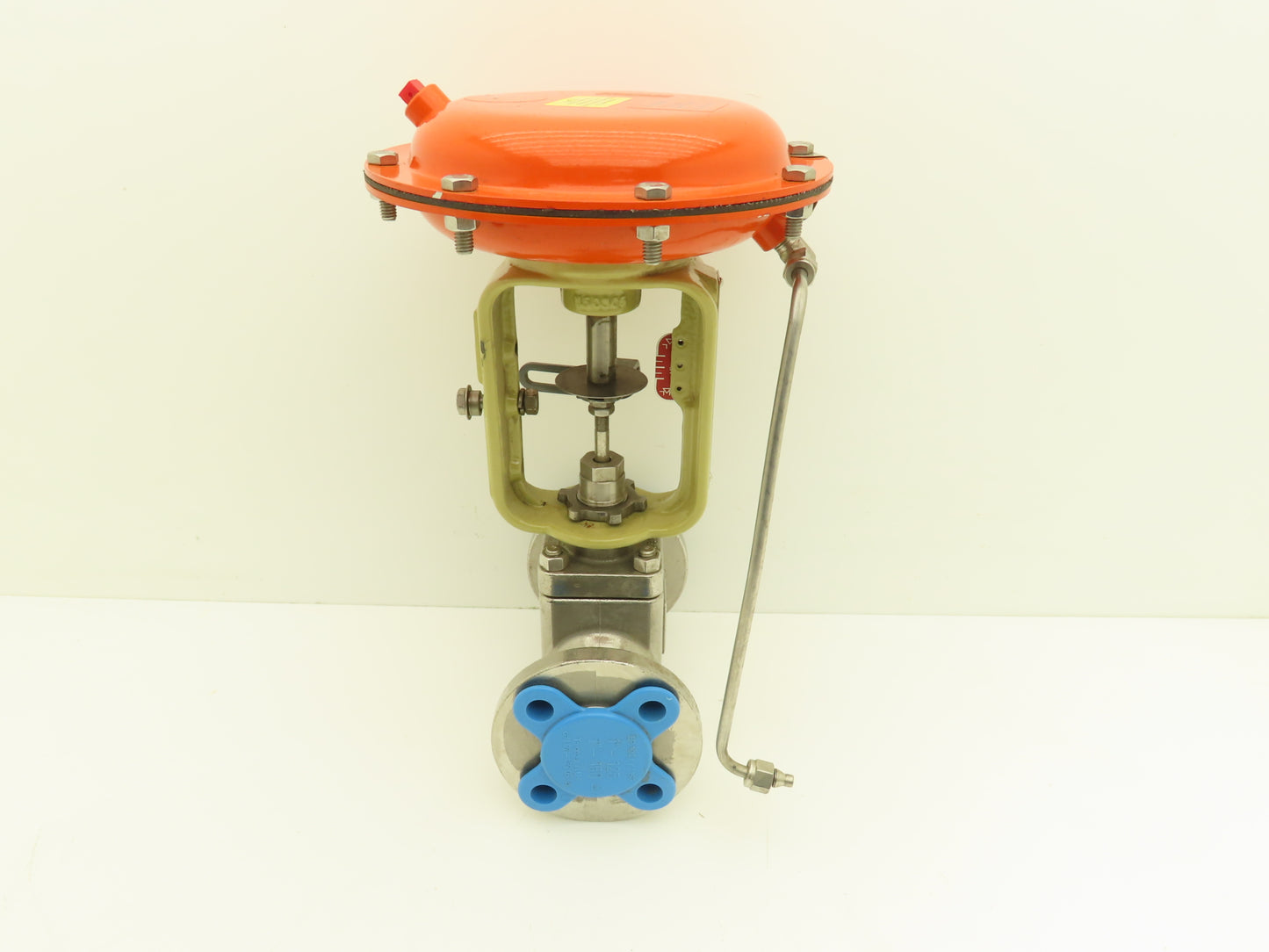 Fisher Baumann 32.24588SVF Pneumatic Diaphragm Actuator 1" Globe Valve 316SS