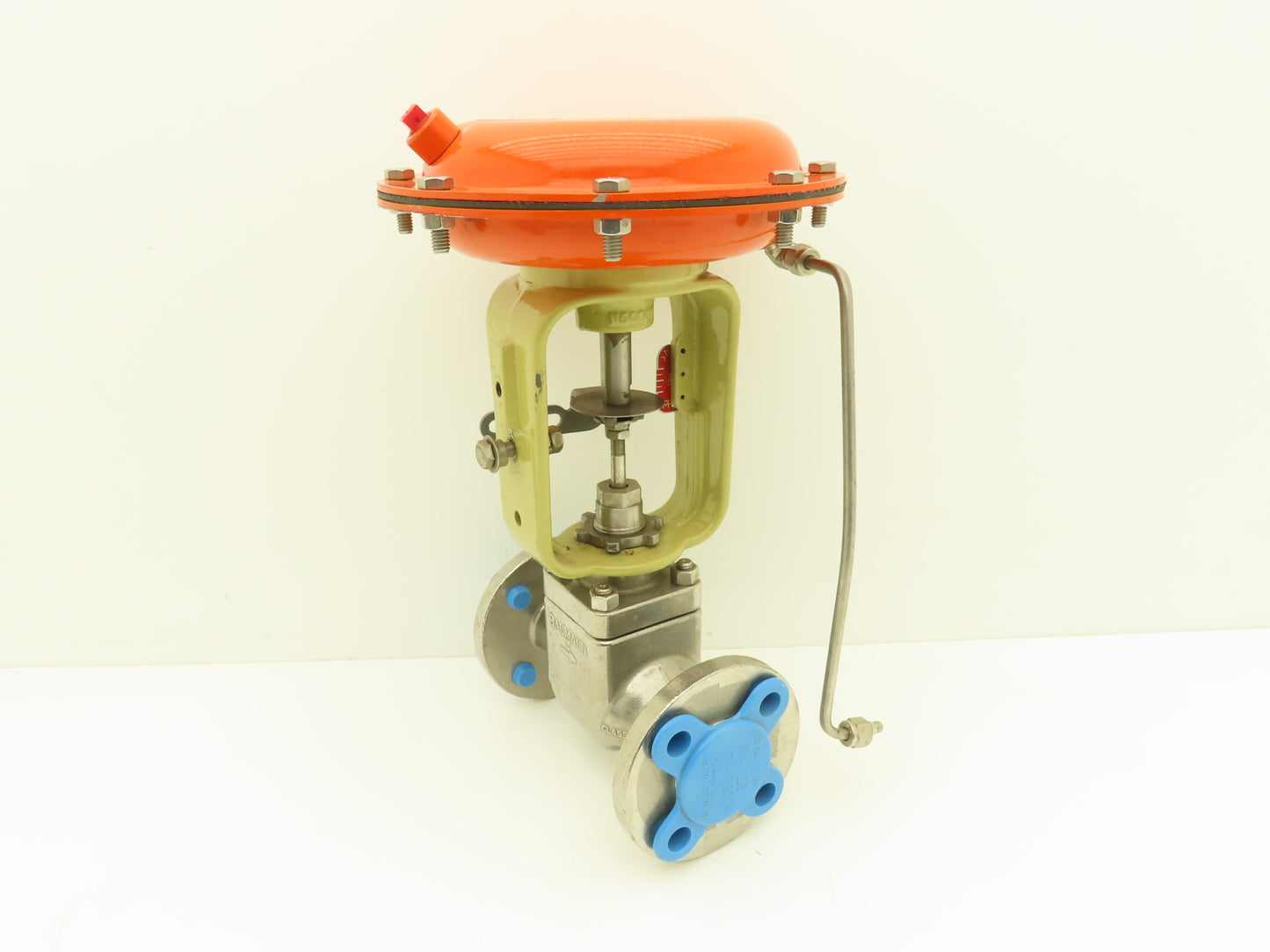 Fisher Baumann 32.24588SVF Pneumatic Diaphragm Actuator 1" Globe Valve 316SS