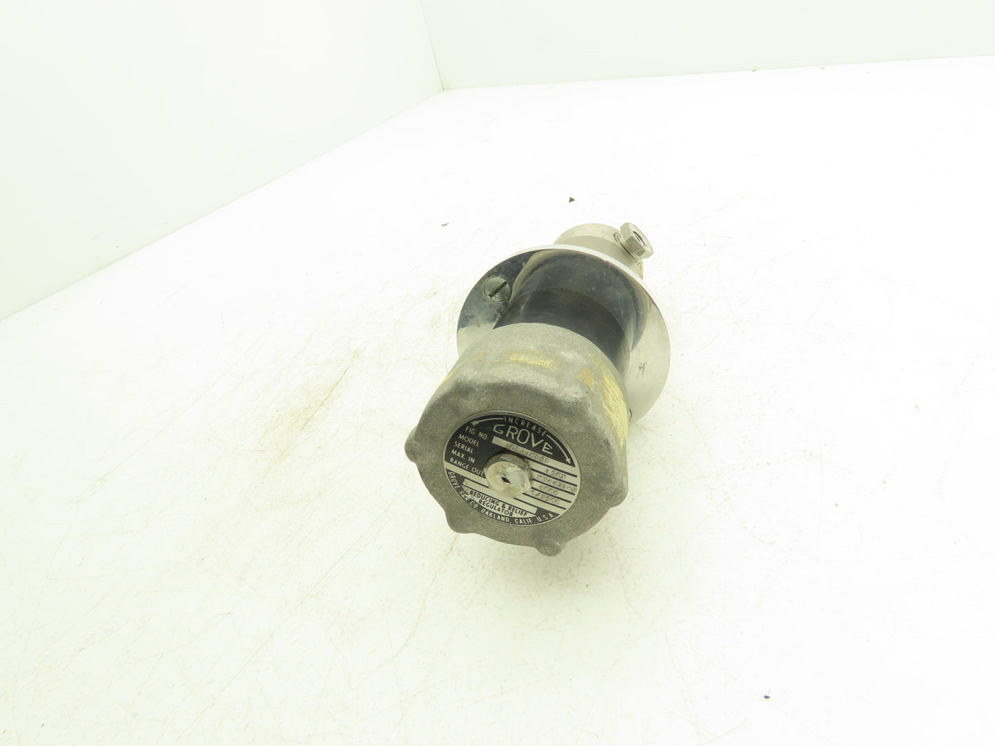 Grove V&R 10931ML2B Reducing Relief Regulator Max in 6000, 0-3500Psi 15KX