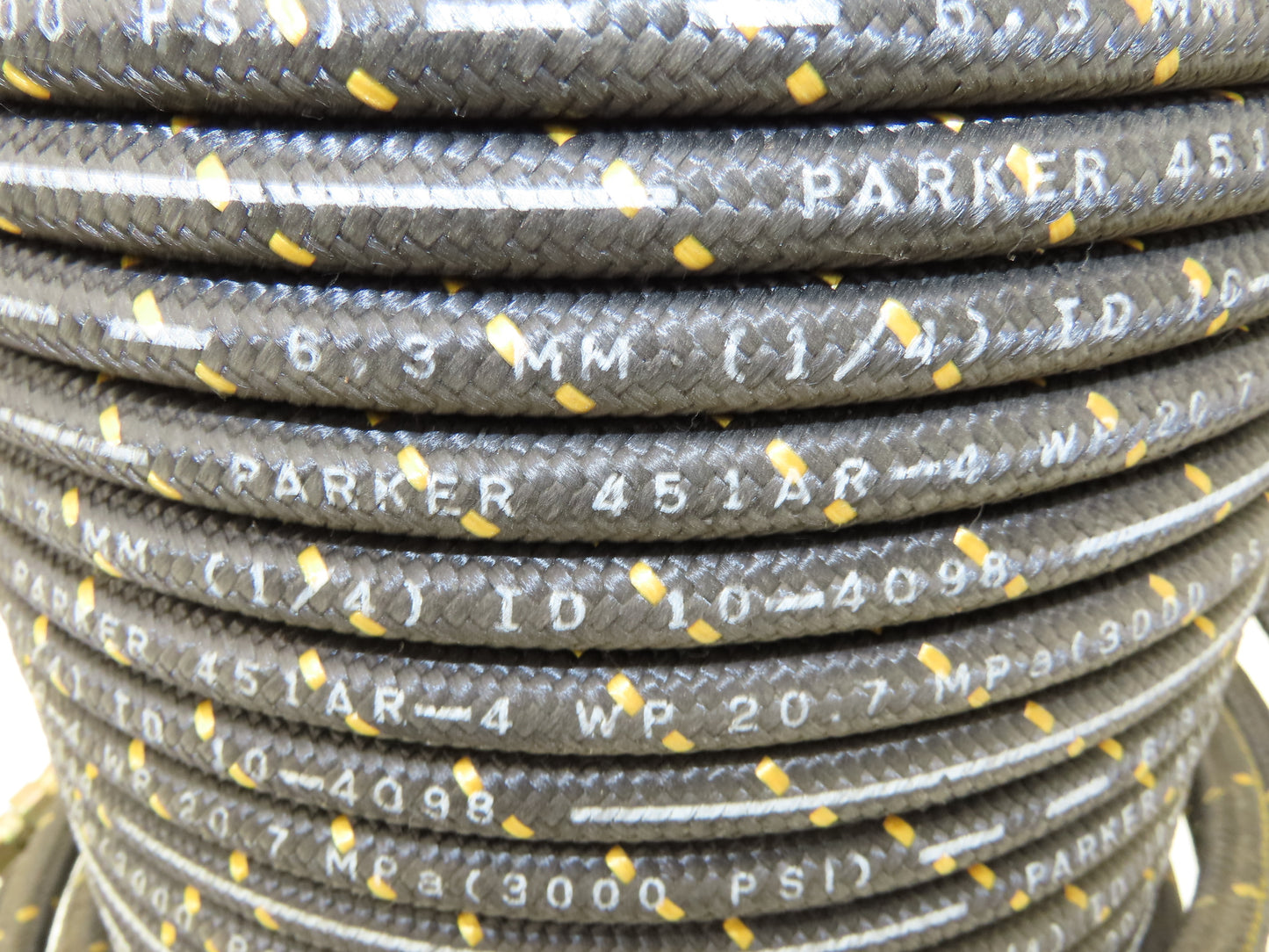 Parker 451AR-4 Hydraulic Hose 1/4"ID 3000psi 61' Spool Abrasion Resistant