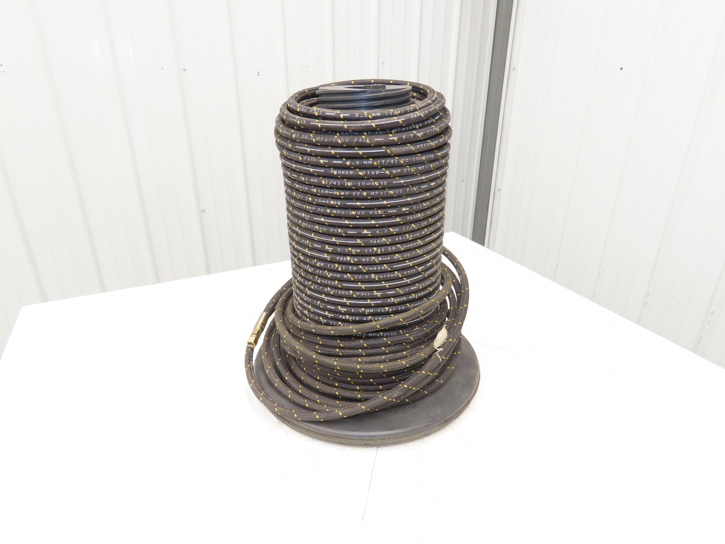 Parker 451AR-4 Hydraulic Hose 1/4"ID 3000psi 61' Spool Abrasion Resistant
