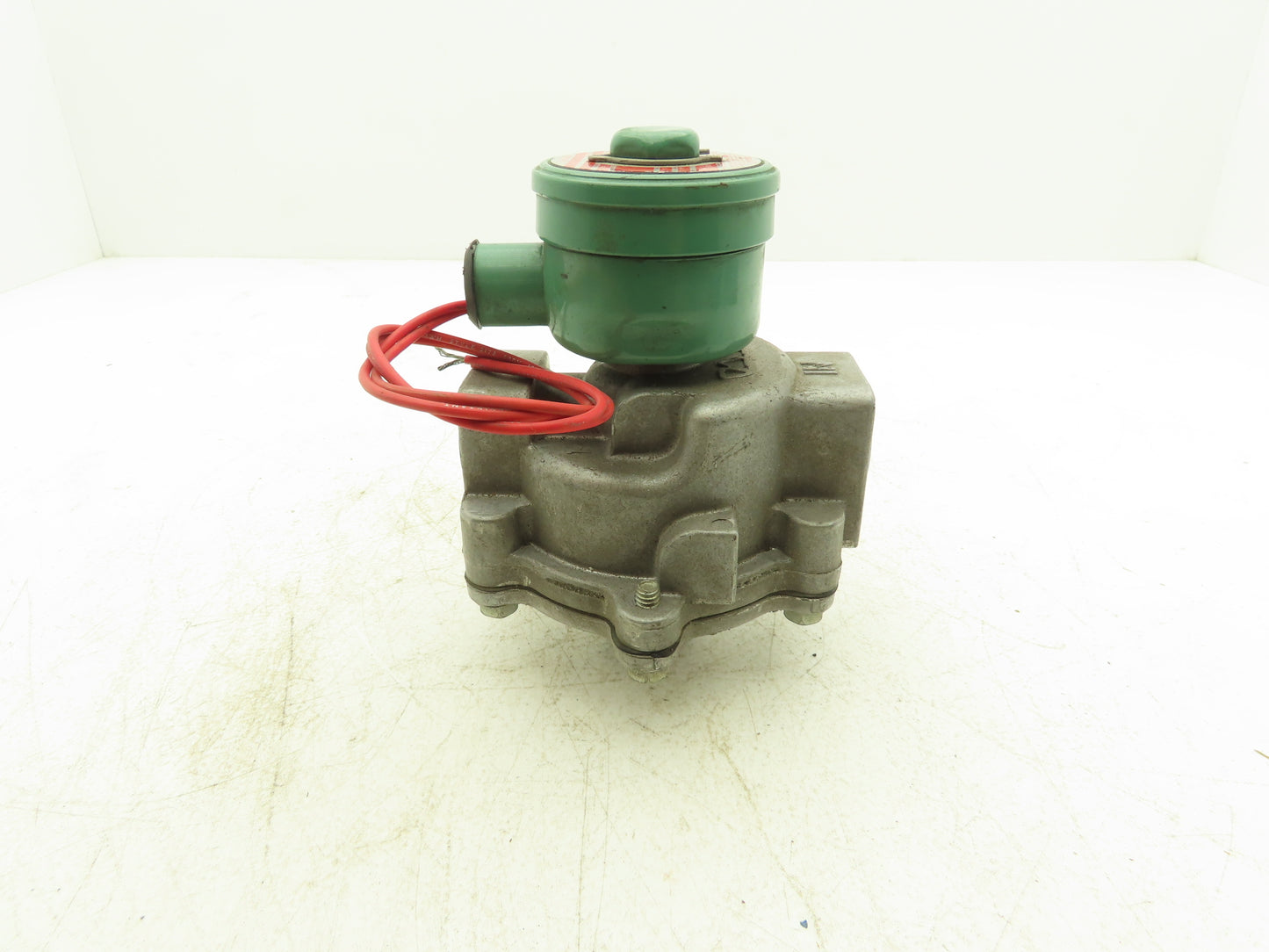 Asco EF8215C53 Pneumatic Aluminum Body 2-Way Solenoid Valve 1" NPT 120V 25PSIG