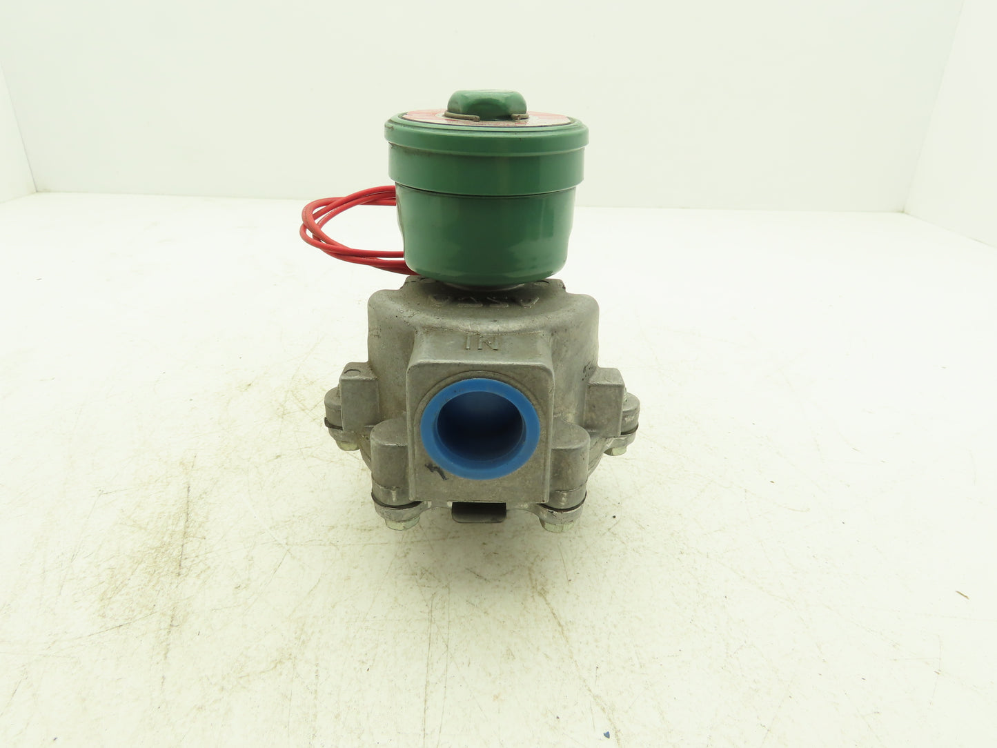 Asco EF8215C53 Pneumatic Aluminum Body 2-Way Solenoid Valve 1" NPT 120V 25PSIG