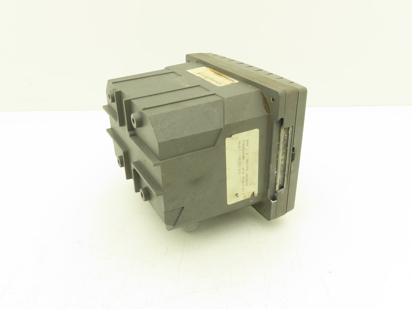 GLI P63B1N1A1B1NNN Model 63 PH Conductivity Analyzer Control Meter