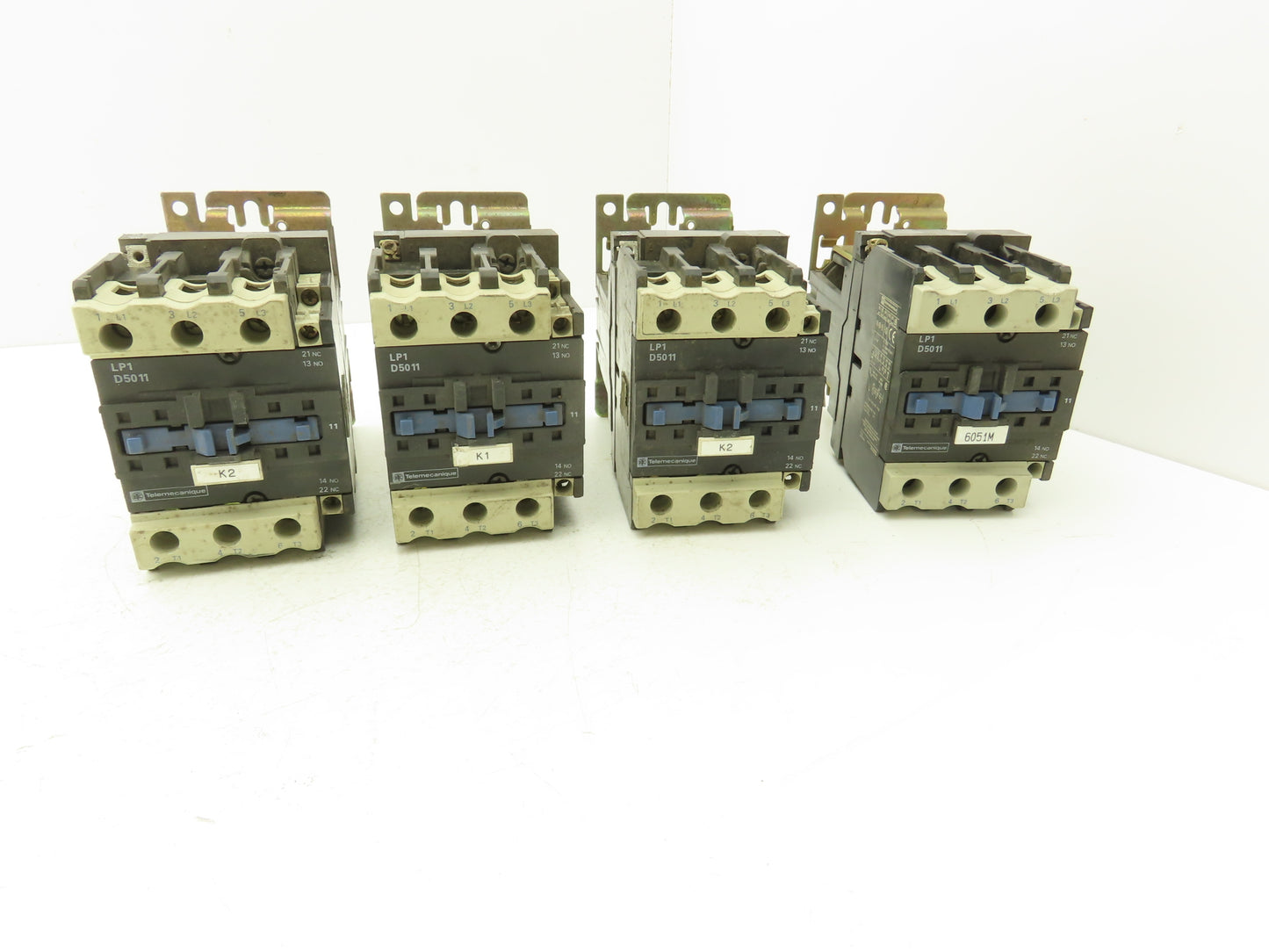 Telemecanique LP1 D5011 Motor Starter Contactor 40Hp 600V 70A 24V Coil Lot of 4