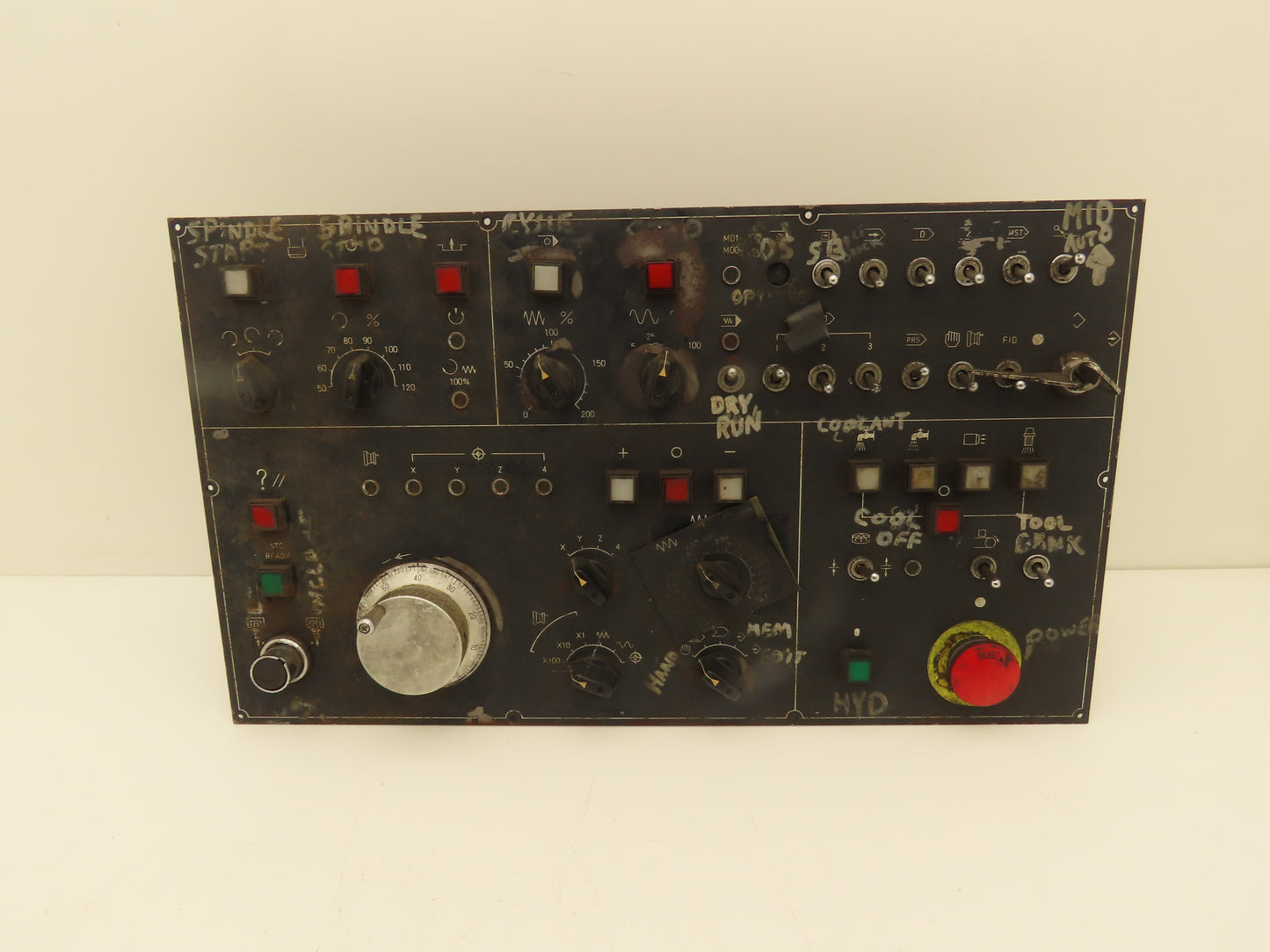 Fanuc A13L-0040-C200 CNC Spindle Operator Control with Panel Pulse Generator
