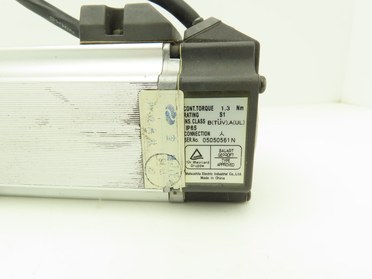Panasonic MUMS042A1A0S Servo Motor 114V 2.5A 0.4kW 3Ph 3000RPM 200Hz 14mm Shaft