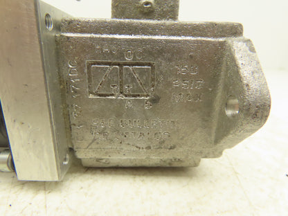 Parker C13717DC Solenoid Operated Pneumatic Air Valve 150PSIG 28VDC 3/8" NPT