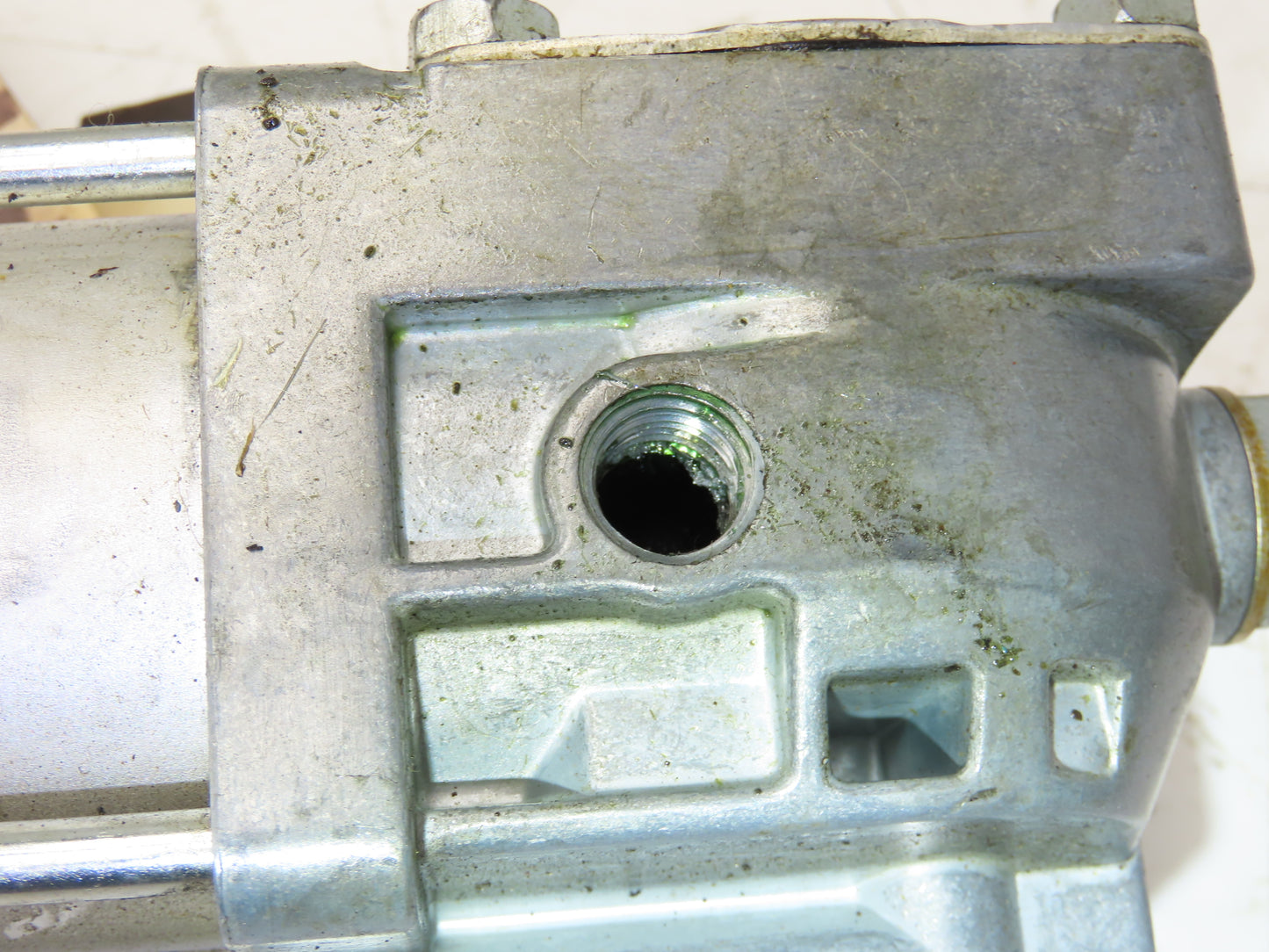 Lincoln 082050 Pneumatic 50:1 Grease Pump 120Lb Drum 150psi Air Motor Ser J