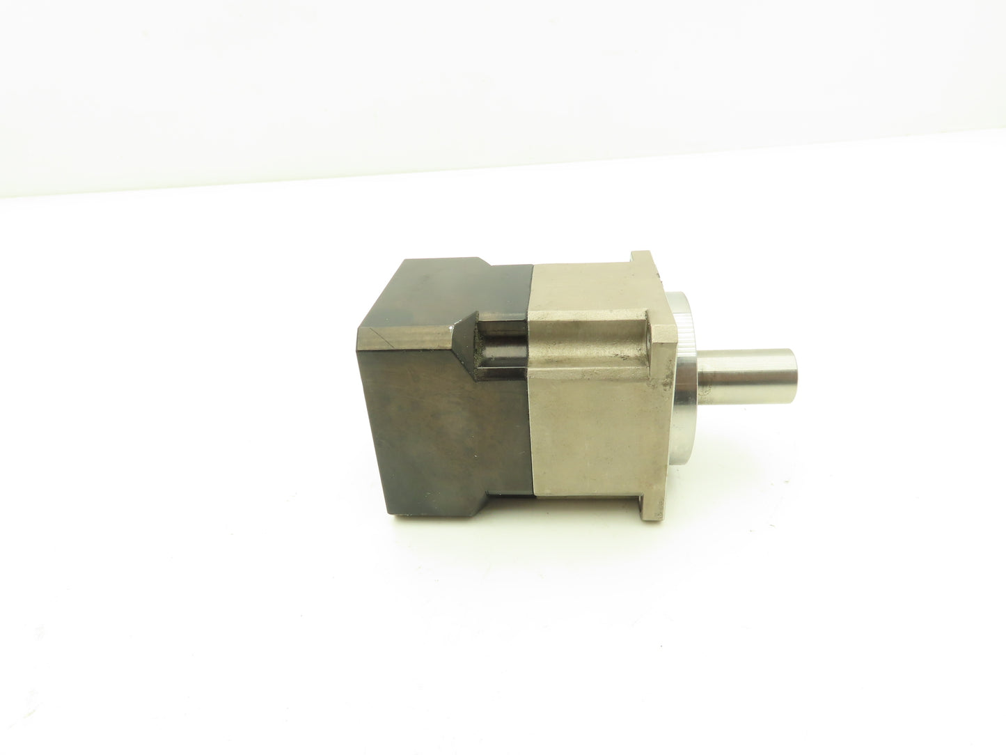 Apex Dynamics AB060-S1-P1 Inline Gearbox 5:1 Planetary Gear Head Reducer